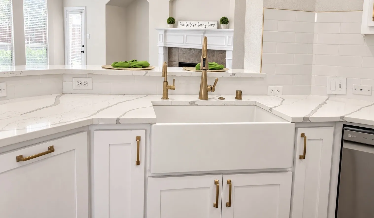 Single Family Residence For Sale in Collin County , 730 Rosewood Drive, Murphy, Texas 75094, 5 Bedroom, 4 Bathroom, 2 Garage spaces, 4,031 Sqft, built in 2007, mls#21378188, Real Estate Agent in Murphy, Homes For Sale in Collin county, Homes For Sale in Murphy, Realtor in Murphy Texas, Real Estate Brokerage Independent Realty Texas, Luminita Cordes Realtor
