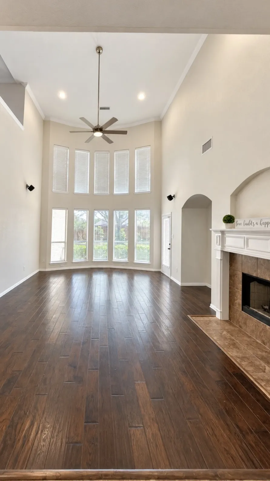 Single Family Residence For Sale in Collin County , 730 Rosewood Drive, Murphy, Texas 75094, 5 Bedroom, 4 Bathroom, 2 Garage spaces, 4,031 Sqft, built in 2007, mls#21378188, Real Estate Agent in Murphy, Homes For Sale in Collin county, Homes For Sale in Murphy, Realtor in Murphy Texas, Real Estate Brokerage Independent Realty Texas, Luminita Cordes Realtor