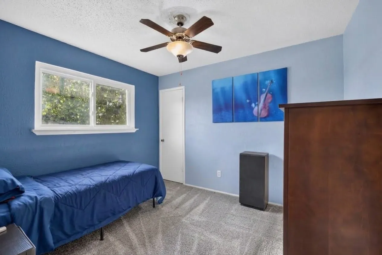 Single Family Residence For Sale in Dallas County , 850 Frances Drive, Grand Prairie, Texas 75052, 3 Bedroom, 3 Bathroom, 2 Garage spaces, 1,924 Sqft, built in 1980, mls#21358146, Real Estate Agent in Grand Prairie, Homes For Sale in Dallas county, Homes For Sale in Grand Prairie, Realtor in Grand Prairie Texas, Real Estate Brokerage Independent Realty Texas, Luminita Cordes Realtor