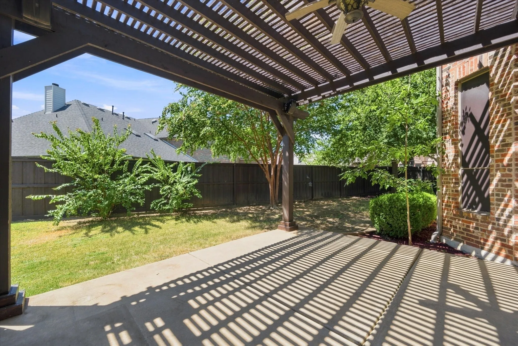Single Family Residence For Sale in Tarrant County , 6769 Canal Court, Grand Prairie, Texas 75054, 4 Bedroom, 4 Bathroom, 3 Garage spaces, 4,856 Sqft, built in 2004, mls#21377524, Real Estate Agent in Grand Prairie, Homes For Sale in Tarrant county, Homes For Sale in Grand Prairie, Realtor in Grand Prairie Texas, Real Estate Brokerage Independent Realty Texas, Luminita Cordes Realtor