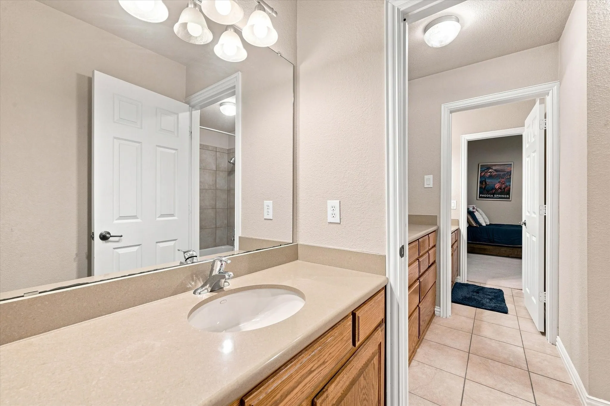 Single Family Residence For Sale in Tarrant County , 6769 Canal Court, Grand Prairie, Texas 75054, 4 Bedroom, 4 Bathroom, 3 Garage spaces, 4,856 Sqft, built in 2004, mls#21377524, Real Estate Agent in Grand Prairie, Homes For Sale in Tarrant county, Homes For Sale in Grand Prairie, Realtor in Grand Prairie Texas, Real Estate Brokerage Independent Realty Texas, Luminita Cordes Realtor