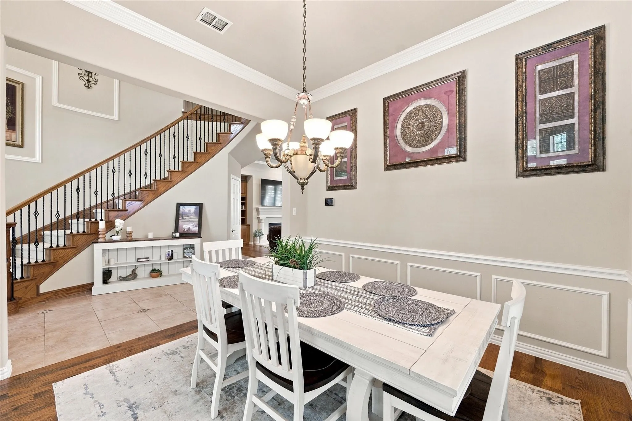 Single Family Residence For Sale in Tarrant County , 6769 Canal Court, Grand Prairie, Texas 75054, 4 Bedroom, 4 Bathroom, 3 Garage spaces, 4,856 Sqft, built in 2004, mls#21377524, Real Estate Agent in Grand Prairie, Homes For Sale in Tarrant county, Homes For Sale in Grand Prairie, Realtor in Grand Prairie Texas, Real Estate Brokerage Independent Realty Texas, Luminita Cordes Realtor
