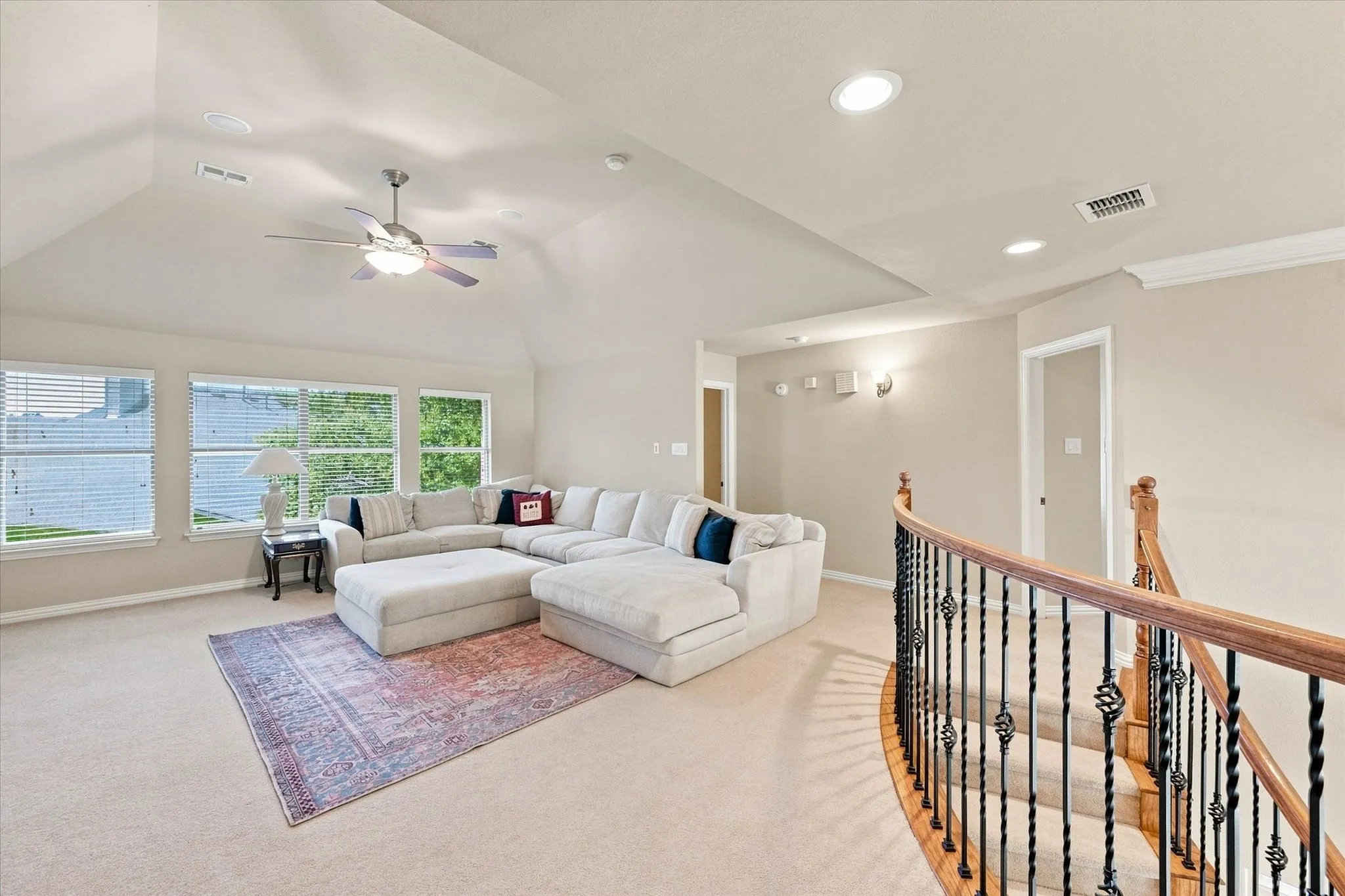 Single Family Residence For Sale in Tarrant County , 6769 Canal Court, Grand Prairie, Texas 75054, 4 Bedroom, 4 Bathroom, 3 Garage spaces, 4,856 Sqft, built in 2004, mls#21377524, Real Estate Agent in Grand Prairie, Homes For Sale in Tarrant county, Homes For Sale in Grand Prairie, Realtor in Grand Prairie Texas, Real Estate Brokerage Independent Realty Texas, Luminita Cordes Realtor