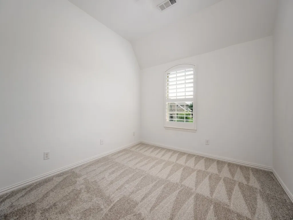 Single Family Residence For Sale in Denton County , 968 Highpoint Way, Roanoke, Texas 76262, 5 Bedroom, 4 Bathroom, 3 Garage spaces, 3,877 Sqft, built in 2014, mls#21379542, Real Estate Agent in Roanoke, Homes For Sale in Denton county, Homes For Sale in Roanoke, Realtor in Roanoke Texas, Real Estate Brokerage Independent Realty Texas, Luminita Cordes Realtor