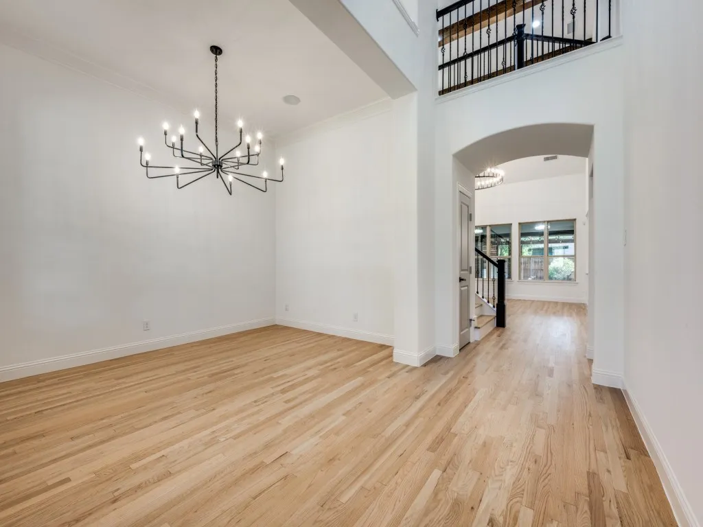 Single Family Residence For Sale in Denton County , 968 Highpoint Way, Roanoke, Texas 76262, 5 Bedroom, 4 Bathroom, 3 Garage spaces, 3,877 Sqft, built in 2014, mls#21379542, Real Estate Agent in Roanoke, Homes For Sale in Denton county, Homes For Sale in Roanoke, Realtor in Roanoke Texas, Real Estate Brokerage Independent Realty Texas, Luminita Cordes Realtor