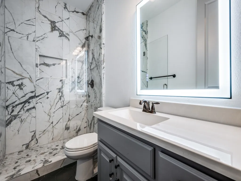 Single Family Residence For Sale in Denton County , 968 Highpoint Way, Roanoke, Texas 76262, 5 Bedroom, 4 Bathroom, 3 Garage spaces, 3,877 Sqft, built in 2014, mls#21379542, Real Estate Agent in Roanoke, Homes For Sale in Denton county, Homes For Sale in Roanoke, Realtor in Roanoke Texas, Real Estate Brokerage Independent Realty Texas, Luminita Cordes Realtor