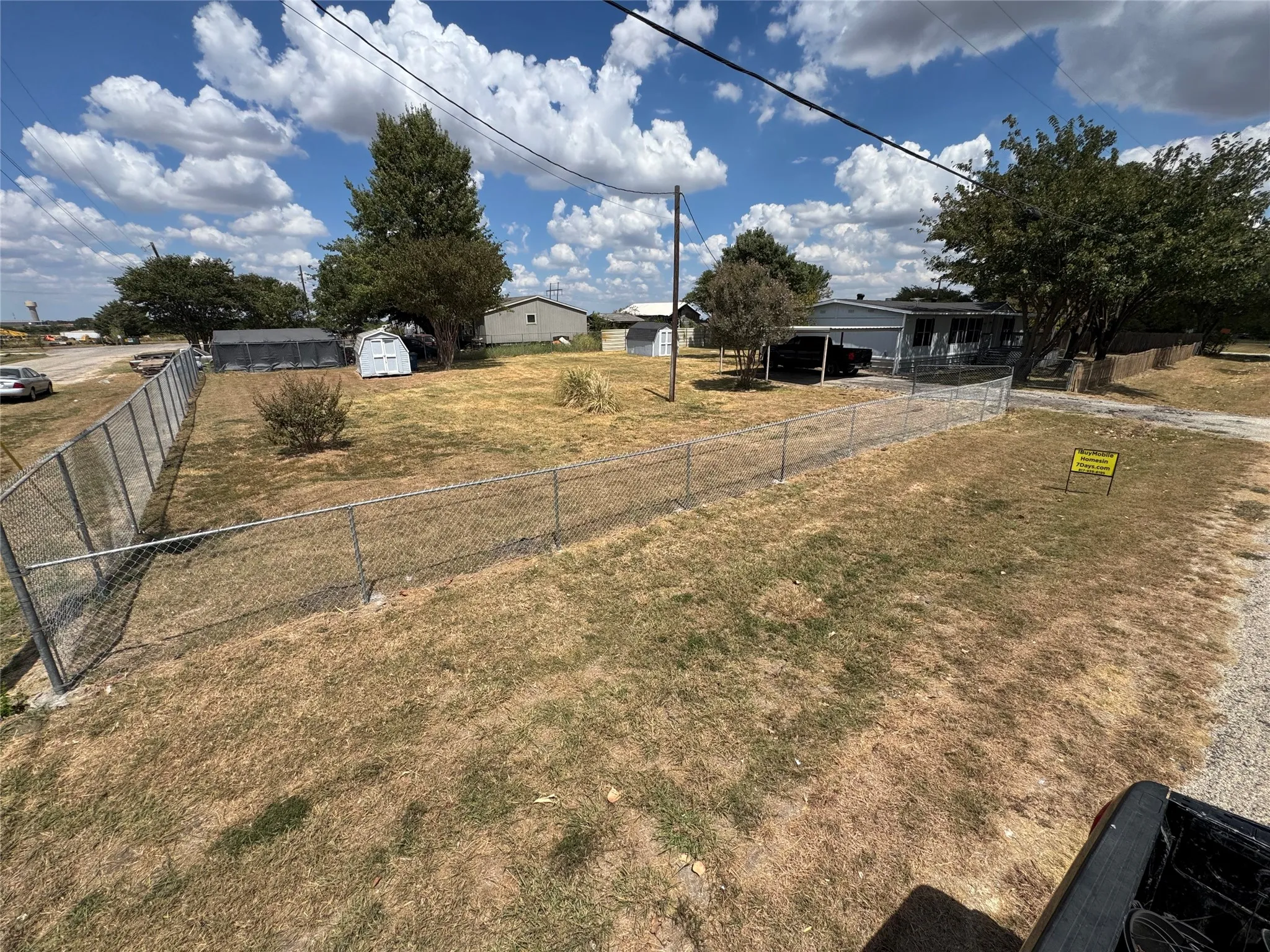 Mobile Home For Sale in Johnson County , 7201 Pica Drive, Alvarado, Texas 76009, 3 Bedroom, 2 Bathroom, Garage spaces, 1,680 Sqft, built in 1982, mls#21379557, Real Estate Agent in Alvarado, Homes For Sale in Johnson county, Homes For Sale in Alvarado, Realtor in Alvarado Texas, Real Estate Brokerage Independent Realty Texas, Luminita Cordes Realtor