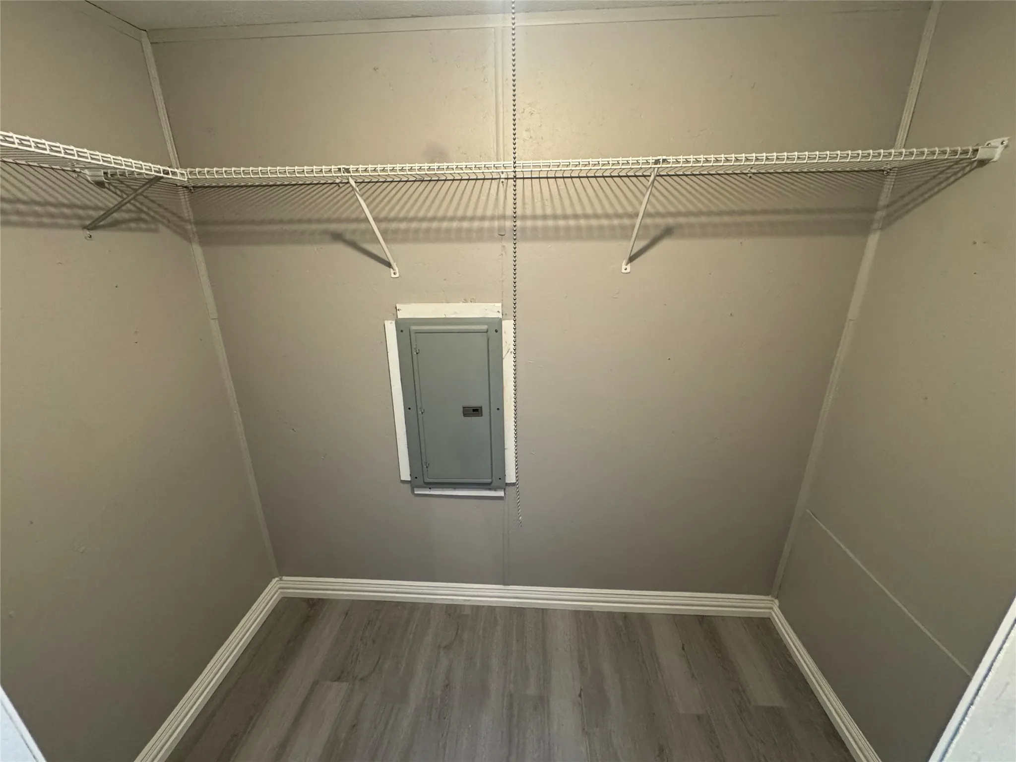 Mobile Home For Sale in Johnson County , 7201 Pica Drive, Alvarado, Texas 76009, 3 Bedroom, 2 Bathroom, Garage spaces, 1,680 Sqft, built in 1982, mls#21379557, Real Estate Agent in Alvarado, Homes For Sale in Johnson county, Homes For Sale in Alvarado, Realtor in Alvarado Texas, Real Estate Brokerage Independent Realty Texas, Luminita Cordes Realtor