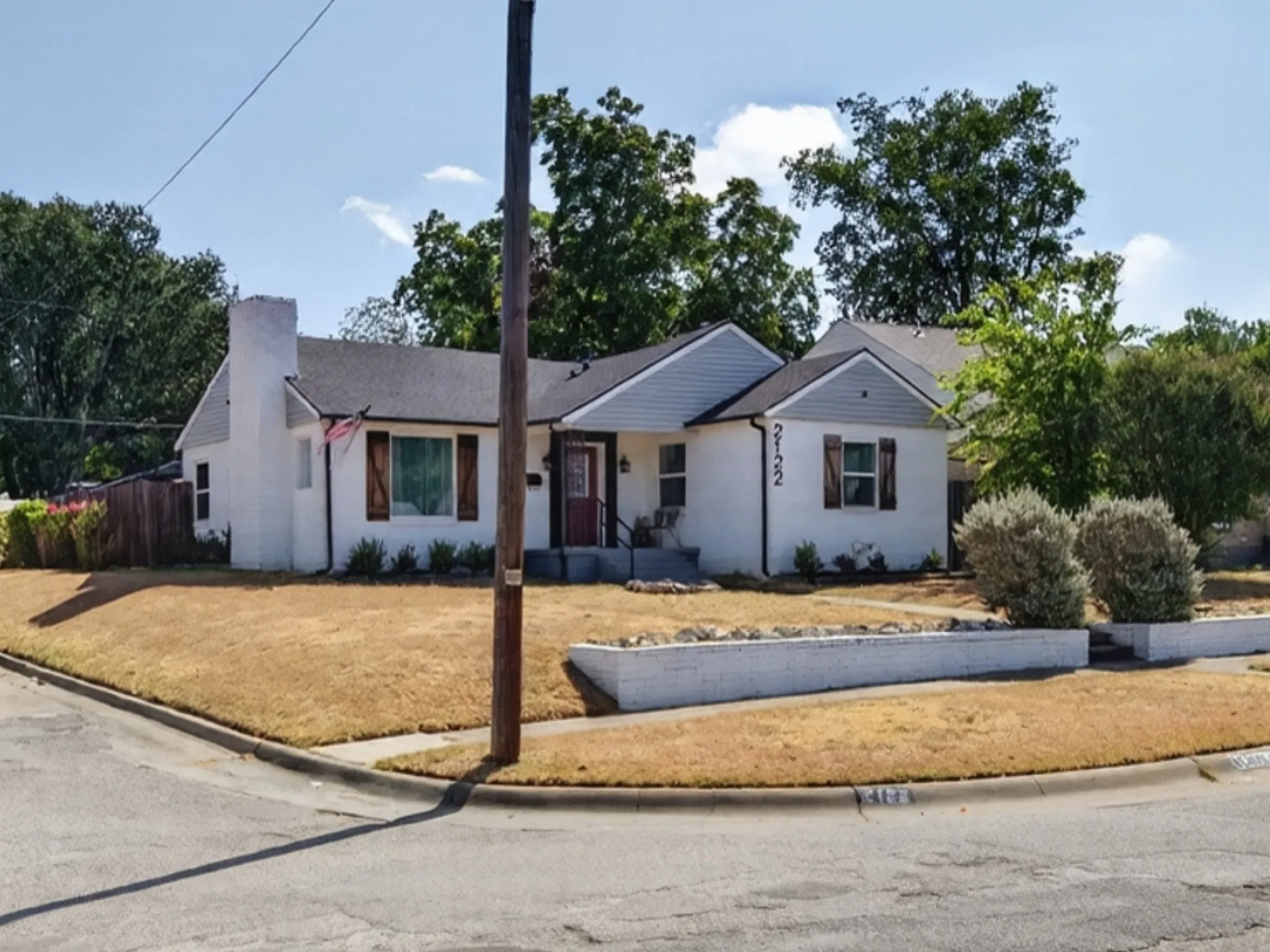 Single Family Residence For Sale in Dallas County , 2122 Berwick Avenue, Dallas, Texas 75203, 4 Bedroom, 3 Bathroom, Garage spaces, 1,772 Sqft, built in 1945, mls#21379562, Real Estate Agent in Dallas, Homes For Sale in Dallas county, Homes For Sale in Dallas, Realtor in Dallas Texas, Real Estate Brokerage Independent Realty Texas, Luminita Cordes Realtor