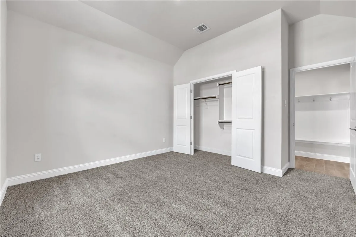 Single Family Residence For Rent in Ellis County , 1017 Fairhaven Drive, Midlothian, Texas 76065, 4 Bedroom, 3 Bathroom, 2 Garage spaces, 2,189 Sqft, built in 2023, mls#21376229, Real Estate Agent in Midlothian, Homes For Rent in Ellis county, Homes For Rent in Midlothian, Realtor in Midlothian Texas, Real Estate Brokerage Independent Realty Texas, Luminita Cordes Realtor