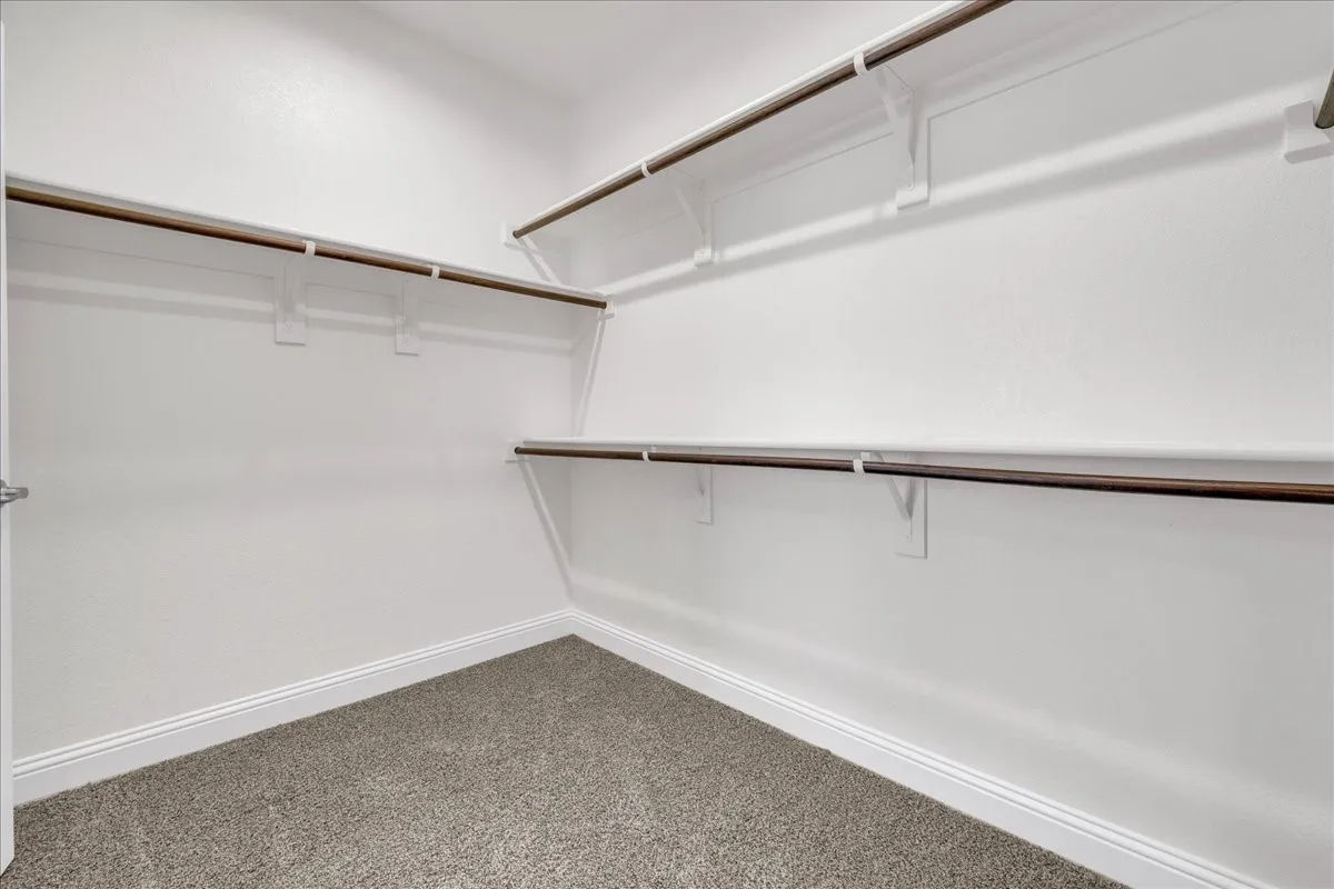 Single Family Residence For Rent in Ellis County , 1017 Fairhaven Drive, Midlothian, Texas 76065, 4 Bedroom, 3 Bathroom, 2 Garage spaces, 2,189 Sqft, built in 2023, mls#21376229, Real Estate Agent in Midlothian, Homes For Rent in Ellis county, Homes For Rent in Midlothian, Realtor in Midlothian Texas, Real Estate Brokerage Independent Realty Texas, Luminita Cordes Realtor