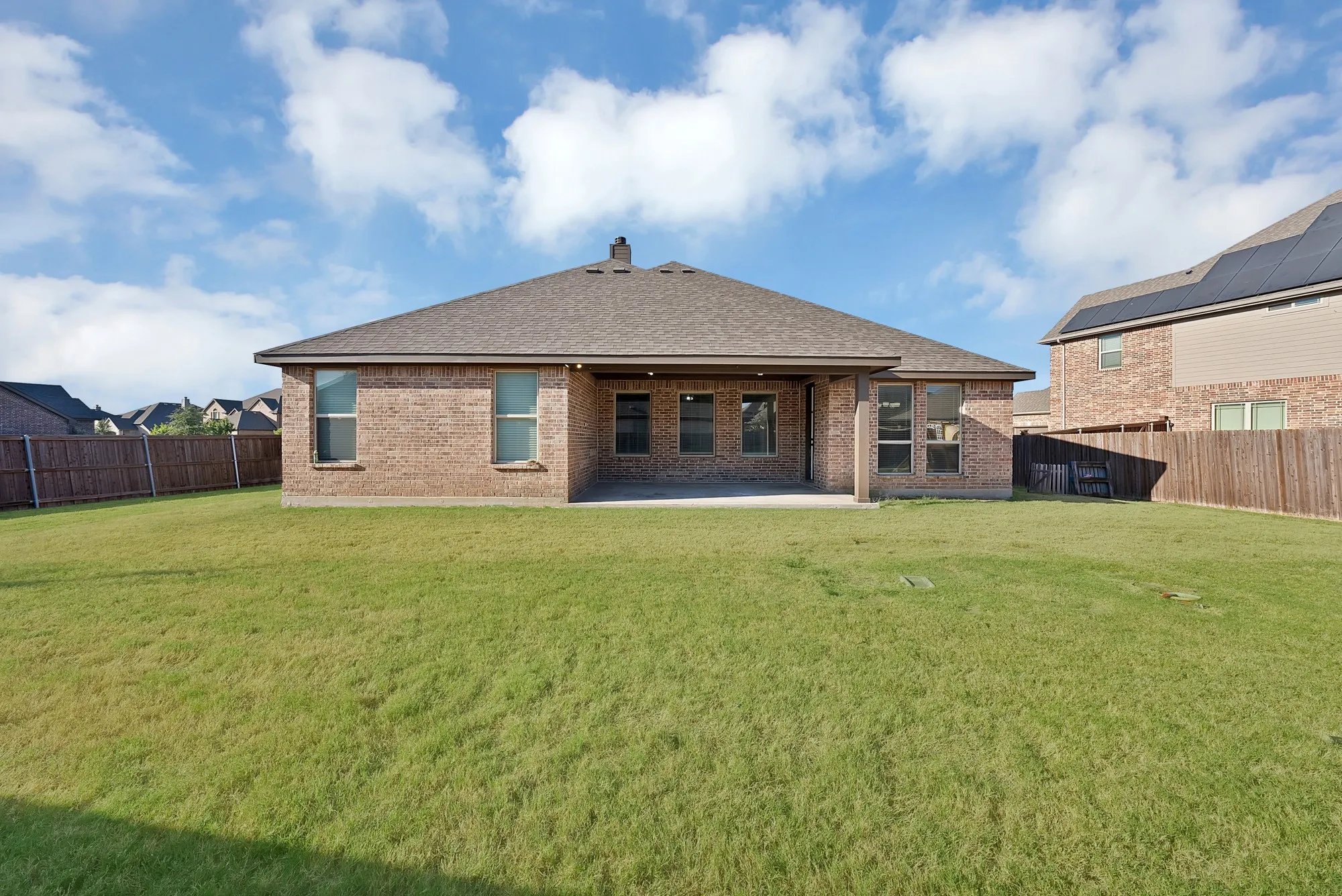 Single Family Residence For Sale in Johnson County , 2611 Ashmont Way, Mansfield, Texas 76084, 4 Bedroom, 3 Bathroom, 2 Garage spaces, 2,500 Sqft, built in 2020, mls#21370227, Real Estate Agent in Mansfield, Homes For Sale in Johnson county, Homes For Sale in Mansfield, Realtor in Mansfield Texas, Real Estate Brokerage Independent Realty Texas, Luminita Cordes Realtor