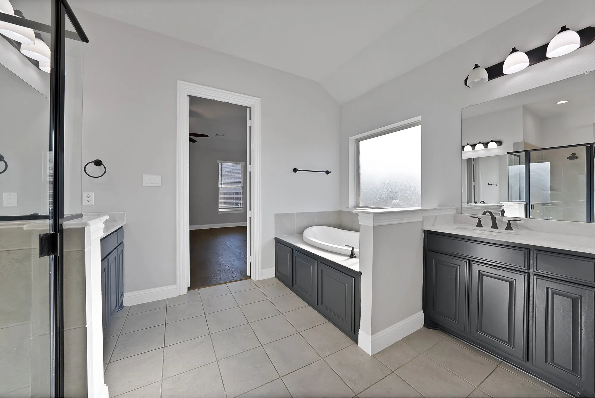 Single Family Residence For Sale in Johnson County , 2611 Ashmont Way, Mansfield, Texas 76084, 4 Bedroom, 3 Bathroom, 2 Garage spaces, 2,500 Sqft, built in 2020, mls#21370227, Real Estate Agent in Mansfield, Homes For Sale in Johnson county, Homes For Sale in Mansfield, Realtor in Mansfield Texas, Real Estate Brokerage Independent Realty Texas, Luminita Cordes Realtor