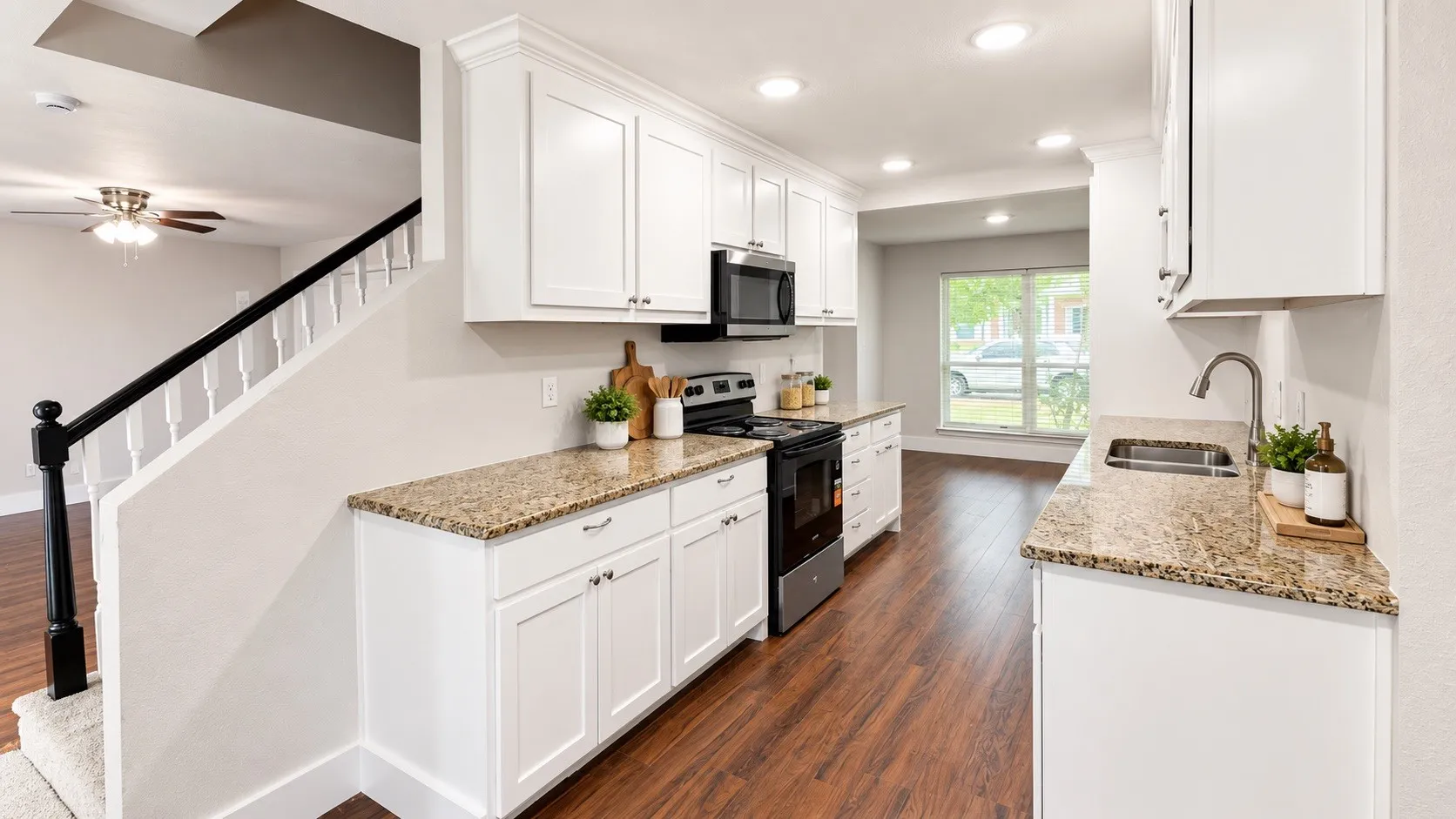 Single Family Residence For Sale in Dallas County , 3105 Brincrest Drive, Farmers Branch, Texas 75234, 3 Bedroom, 4 Bathroom, 2 Garage spaces, 2,074 Sqft, built in 1964, mls#21378210, Real Estate Agent in Farmers Branch, Homes For Sale in Dallas county, Homes For Sale in Farmers Branch, Realtor in Farmers Branch Texas, Real Estate Brokerage Independent Realty Texas, Luminita Cordes Realtor