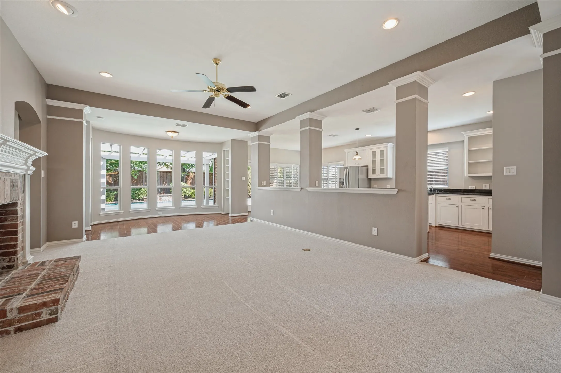 Single Family Residence For Sale in Collin County , 850 KINGS VIEW Drive, Prosper, Texas 75078, 3 Bedroom, 3 Bathroom, 3 Garage spaces, 2,483 Sqft, built in 2007, mls#21360836, Real Estate Agent in Prosper, Homes For Sale in Collin county, Homes For Sale in Prosper, Realtor in Prosper Texas, Real Estate Brokerage Independent Realty Texas, Luminita Cordes Realtor