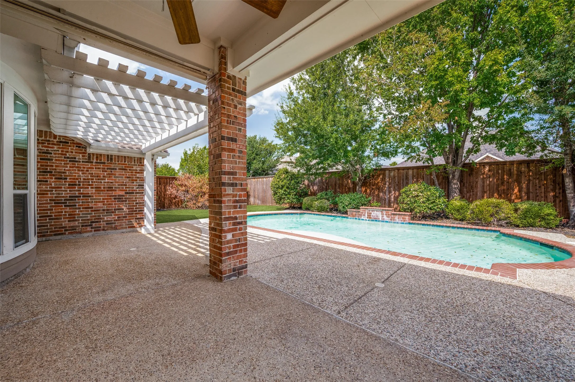 Single Family Residence For Sale in Collin County , 850 KINGS VIEW Drive, Prosper, Texas 75078, 3 Bedroom, 3 Bathroom, 3 Garage spaces, 2,483 Sqft, built in 2007, mls#21360836, Real Estate Agent in Prosper, Homes For Sale in Collin county, Homes For Sale in Prosper, Realtor in Prosper Texas, Real Estate Brokerage Independent Realty Texas, Luminita Cordes Realtor