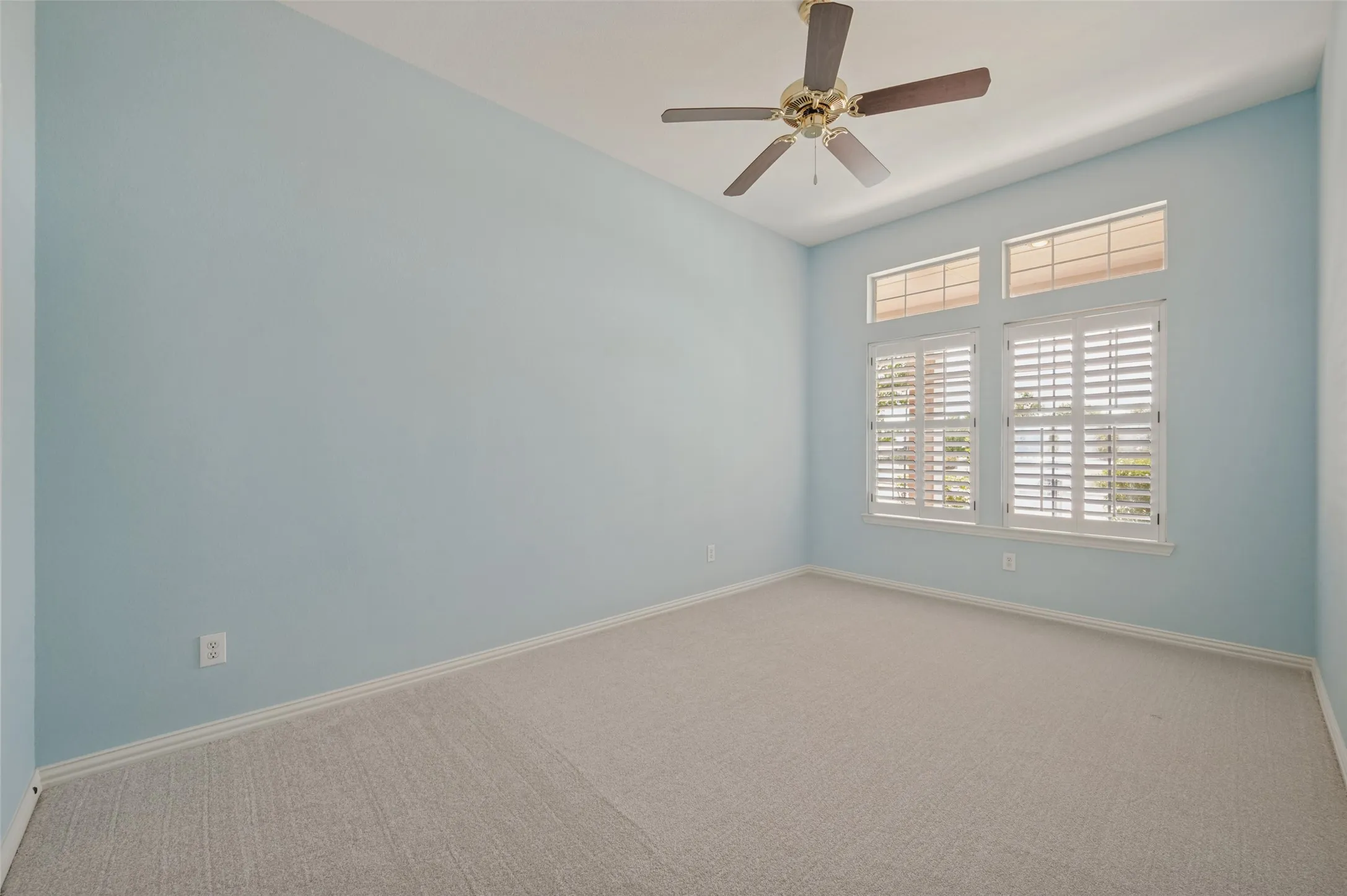 Single Family Residence For Sale in Collin County , 850 KINGS VIEW Drive, Prosper, Texas 75078, 3 Bedroom, 3 Bathroom, 3 Garage spaces, 2,483 Sqft, built in 2007, mls#21360836, Real Estate Agent in Prosper, Homes For Sale in Collin county, Homes For Sale in Prosper, Realtor in Prosper Texas, Real Estate Brokerage Independent Realty Texas, Luminita Cordes Realtor