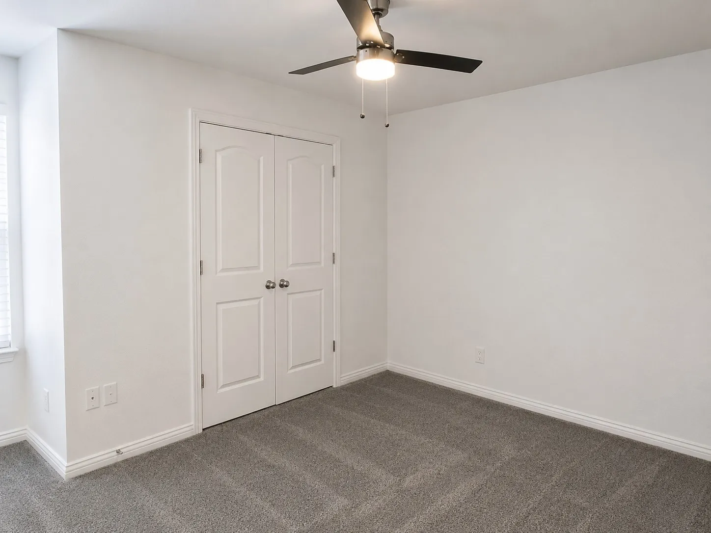 Single Family Residence For Rent in Dallas County , 5549 Bluffman Drive, Dallas, Texas 75241, 4 Bedroom, 2 Bathroom, 2 Garage spaces, 1,512 Sqft, built in 2020, mls#21376331, Real Estate Agent in Dallas, Homes For Rent in Dallas county, Homes For Rent in Dallas, Realtor in Dallas Texas, Real Estate Brokerage Independent Realty Texas, Luminita Cordes Realtor
