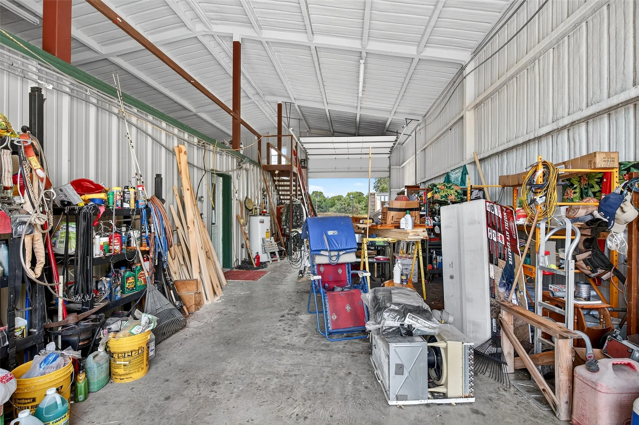 Single Family Residence For Sale in Fannin County , 1200 County Road 1215, Savoy, Texas 75479, 1 Bedroom, 2 Bathroom, 2 Garage spaces, 1,536 Sqft, built in 2008, mls#21379574, Real Estate Agent in Savoy, Homes For Sale in Fannin county, Homes For Sale in Savoy, Realtor in Savoy Texas, Real Estate Brokerage Independent Realty Texas, Luminita Cordes Realtor