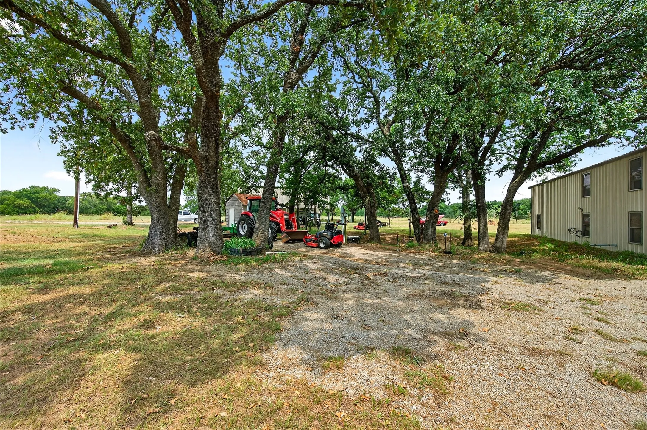 Improved Land For Sale in Fannin County , 1200 County Road 1215, Savoy, Texas 75479, 0, 0, Garage spaces, 0 Sqft, built in 2008, mls#21379583, Real Estate Agent in Savoy, Homes For Sale in Fannin county, Homes For Sale in Savoy, Realtor in Savoy Texas, Real Estate Brokerage Independent Realty Texas, Luminita Cordes Realtor
