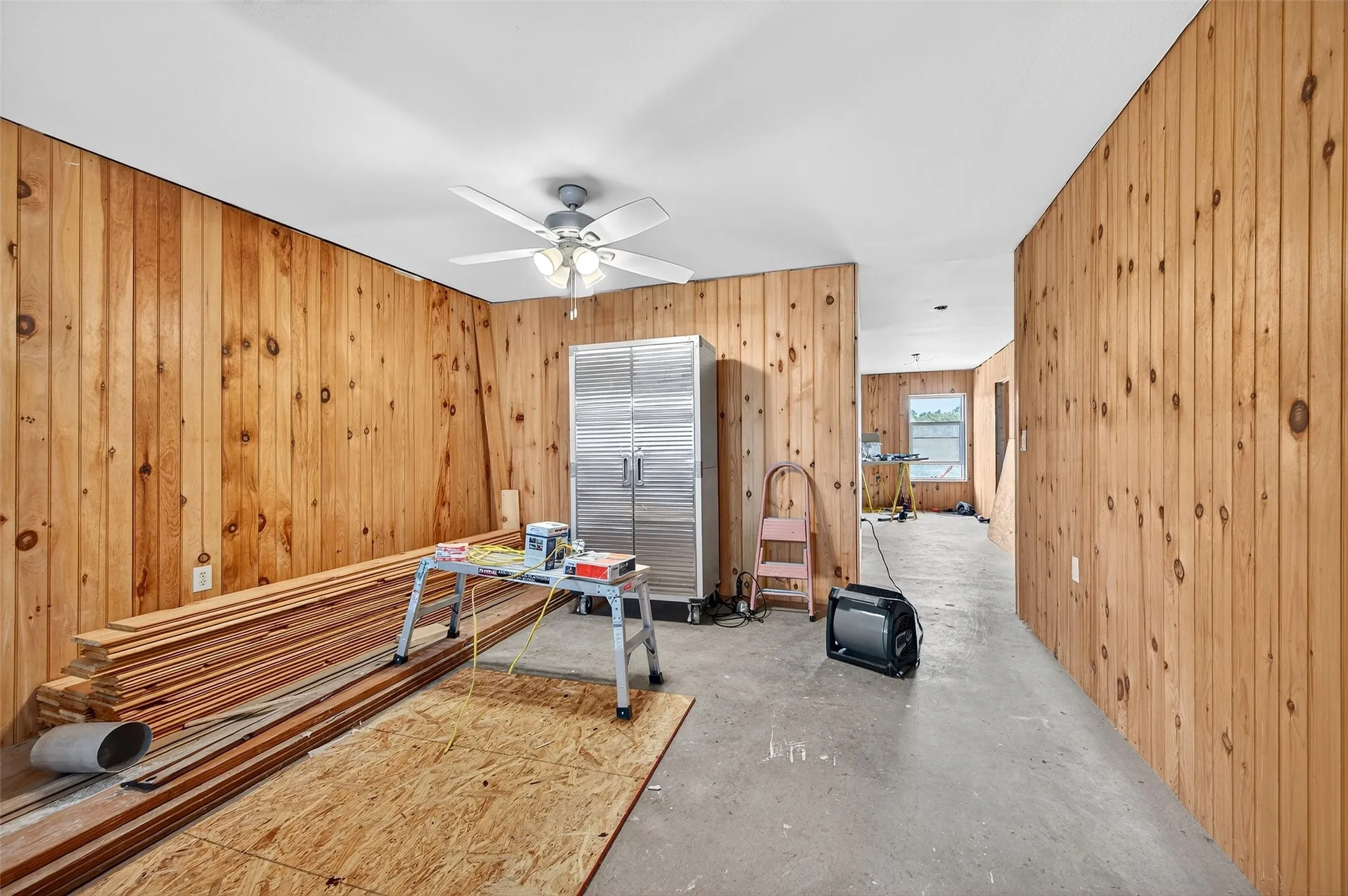 Improved Land For Sale in Fannin County , 1200 County Road 1215, Savoy, Texas 75479, 0, 0, Garage spaces, 0 Sqft, built in 2008, mls#21379583, Real Estate Agent in Savoy, Homes For Sale in Fannin county, Homes For Sale in Savoy, Realtor in Savoy Texas, Real Estate Brokerage Independent Realty Texas, Luminita Cordes Realtor