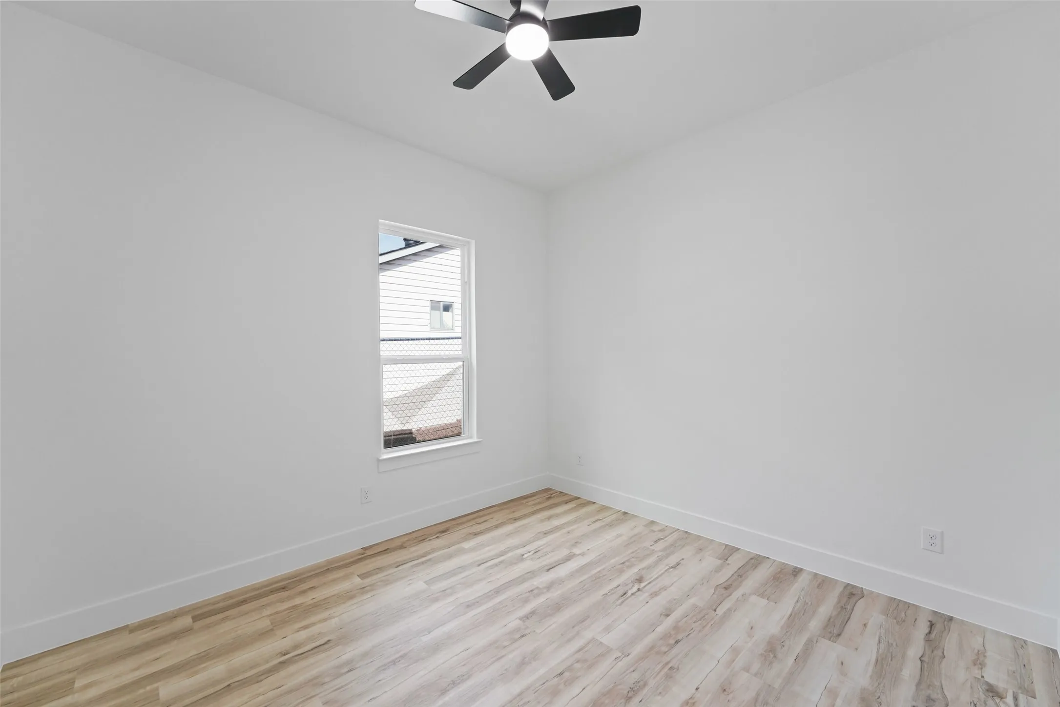 Single Family Residence For Sale in Tarrant County , 4918 Sunshine Drive, Fort Worth, Texas 76105, 4 Bedroom, 2 Bathroom, 2 Garage spaces, 1,871 Sqft, built in 2026, mls#21379514, Real Estate Agent in Fort Worth, Homes For Sale in Tarrant county, Homes For Sale in Fort Worth, Realtor in Fort Worth Texas, Real Estate Brokerage Independent Realty Texas, Luminita Cordes Realtor
