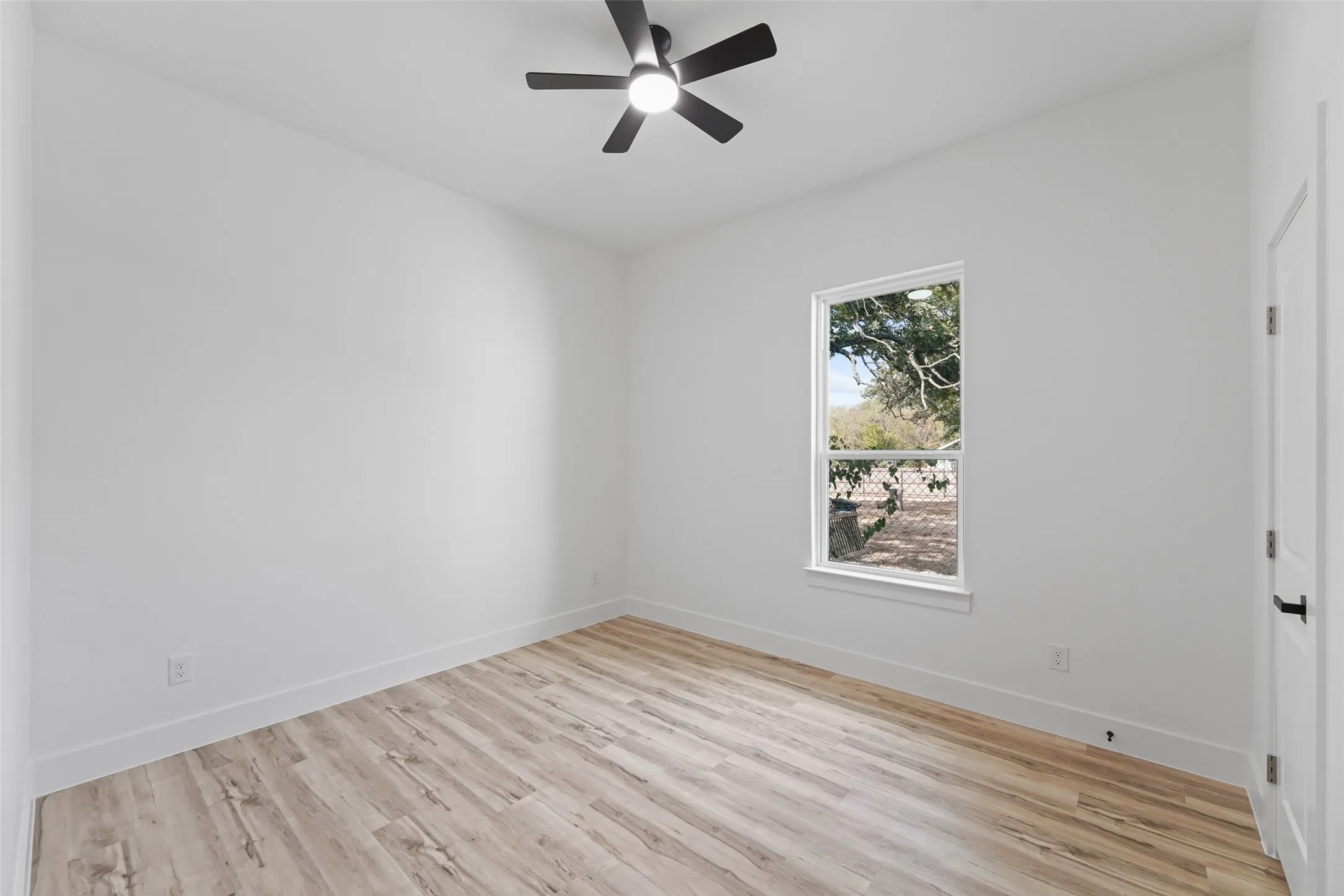 Single Family Residence For Sale in Tarrant County , 4918 Sunshine Drive, Fort Worth, Texas 76105, 4 Bedroom, 2 Bathroom, 2 Garage spaces, 1,871 Sqft, built in 2026, mls#21379514, Real Estate Agent in Fort Worth, Homes For Sale in Tarrant county, Homes For Sale in Fort Worth, Realtor in Fort Worth Texas, Real Estate Brokerage Independent Realty Texas, Luminita Cordes Realtor
