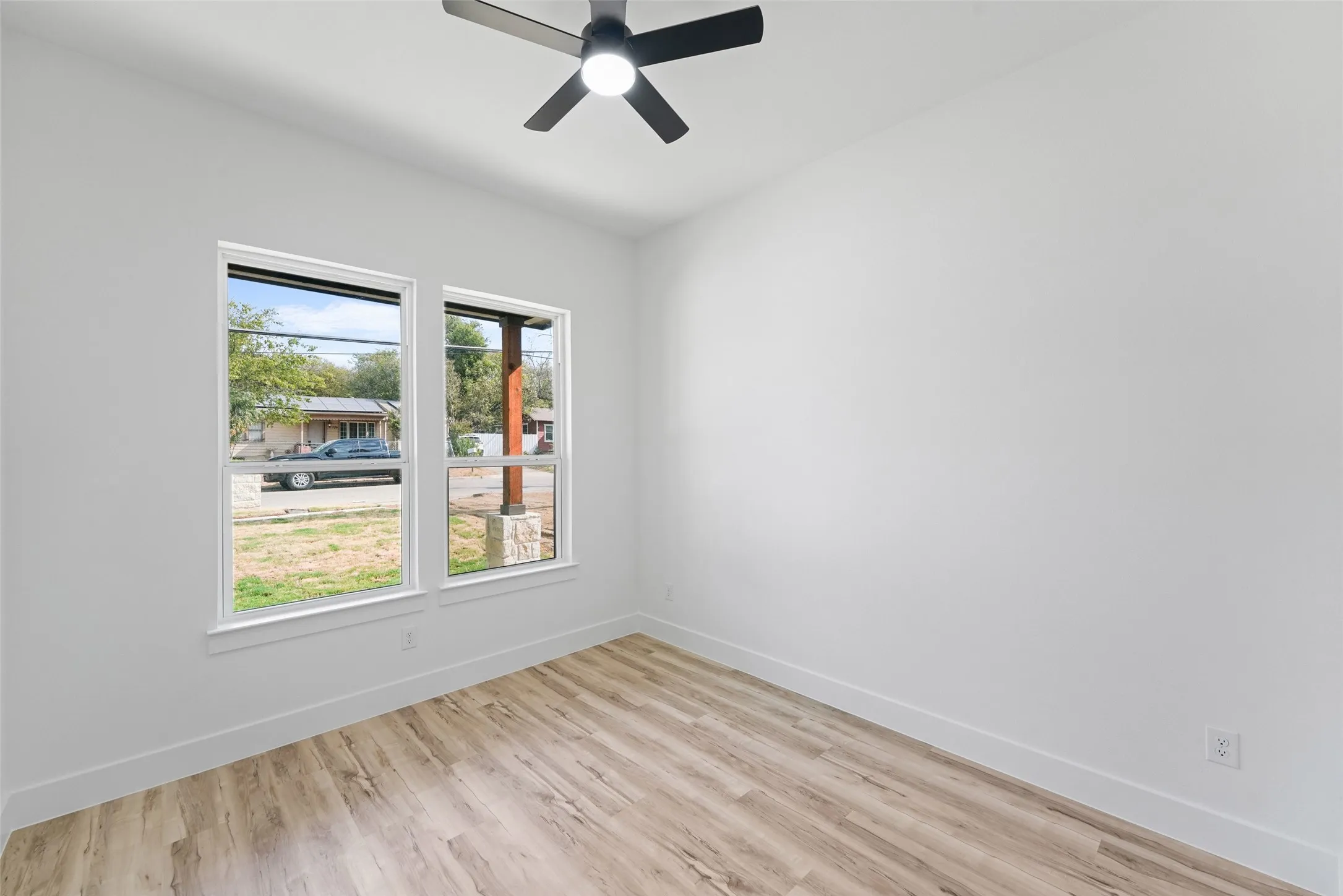 Single Family Residence For Sale in Tarrant County , 4918 Sunshine Drive, Fort Worth, Texas 76105, 4 Bedroom, 2 Bathroom, 2 Garage spaces, 1,871 Sqft, built in 2026, mls#21379514, Real Estate Agent in Fort Worth, Homes For Sale in Tarrant county, Homes For Sale in Fort Worth, Realtor in Fort Worth Texas, Real Estate Brokerage Independent Realty Texas, Luminita Cordes Realtor