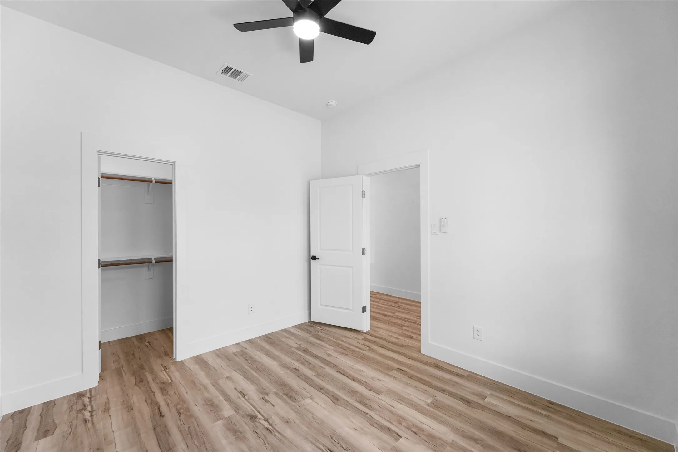 Single Family Residence For Sale in Tarrant County , 4918 Sunshine Drive, Fort Worth, Texas 76105, 4 Bedroom, 2 Bathroom, 2 Garage spaces, 1,871 Sqft, built in 2026, mls#21379514, Real Estate Agent in Fort Worth, Homes For Sale in Tarrant county, Homes For Sale in Fort Worth, Realtor in Fort Worth Texas, Real Estate Brokerage Independent Realty Texas, Luminita Cordes Realtor