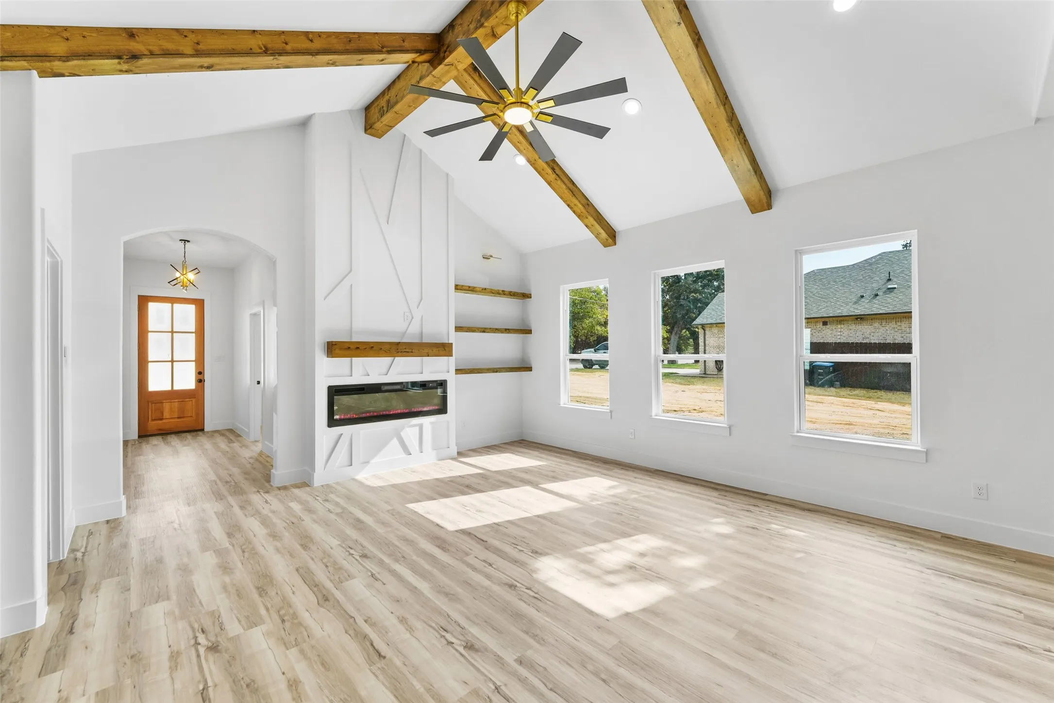 Single Family Residence For Sale in Tarrant County , 4918 Sunshine Drive, Fort Worth, Texas 76105, 4 Bedroom, 2 Bathroom, 2 Garage spaces, 1,871 Sqft, built in 2026, mls#21379514, Real Estate Agent in Fort Worth, Homes For Sale in Tarrant county, Homes For Sale in Fort Worth, Realtor in Fort Worth Texas, Real Estate Brokerage Independent Realty Texas, Luminita Cordes Realtor