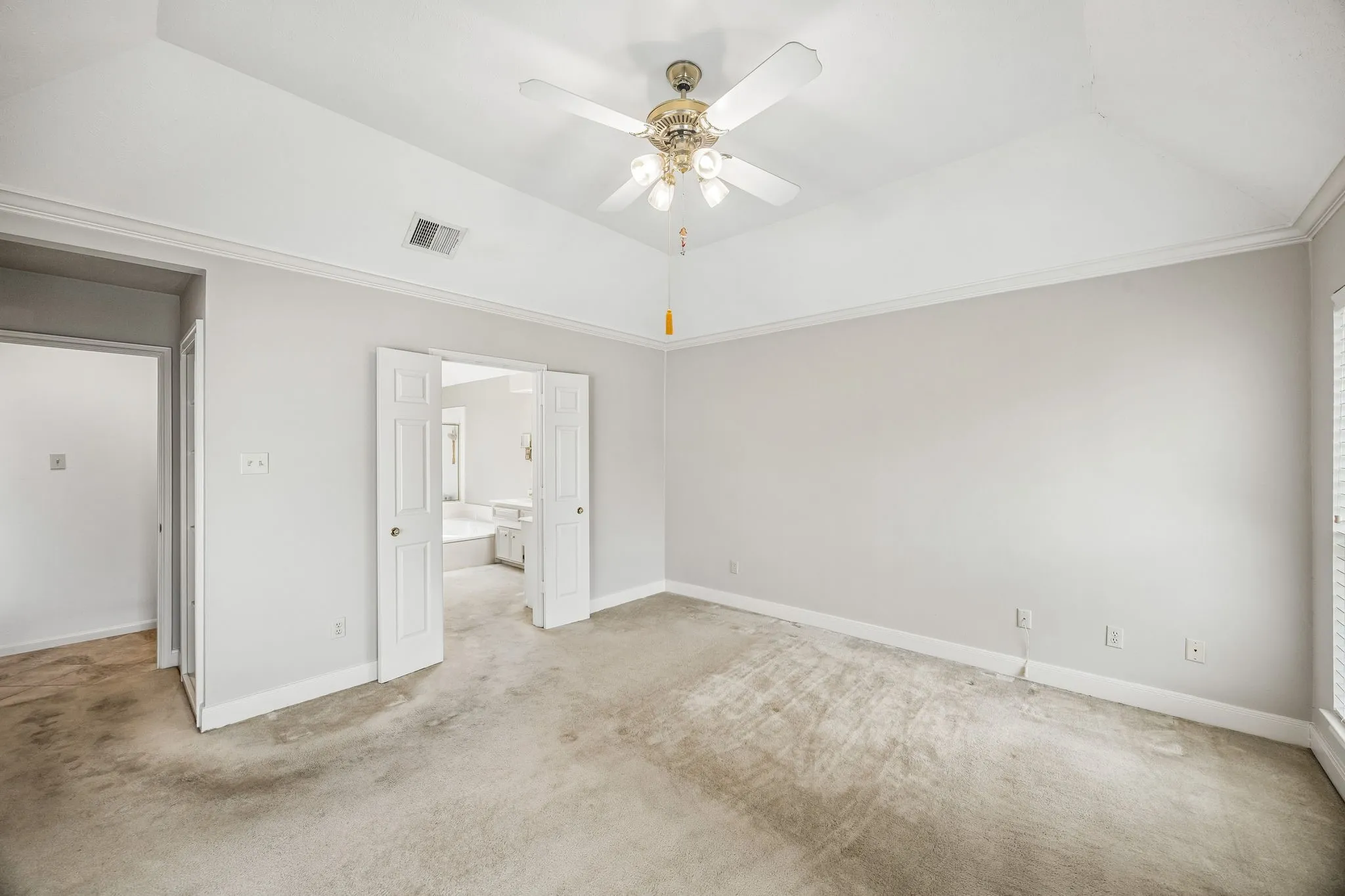 Single Family Residence For Sale in Denton County , 1324 Red Maple Drive, Carrollton, Texas 75007, 3 Bedroom, 2 Bathroom, 2 Garage spaces, 2,102 Sqft, built in 1985, mls#21379314, Real Estate Agent in Carrollton, Homes For Sale in Denton county, Homes For Sale in Carrollton, Realtor in Carrollton Texas, Real Estate Brokerage Independent Realty Texas, Luminita Cordes Realtor