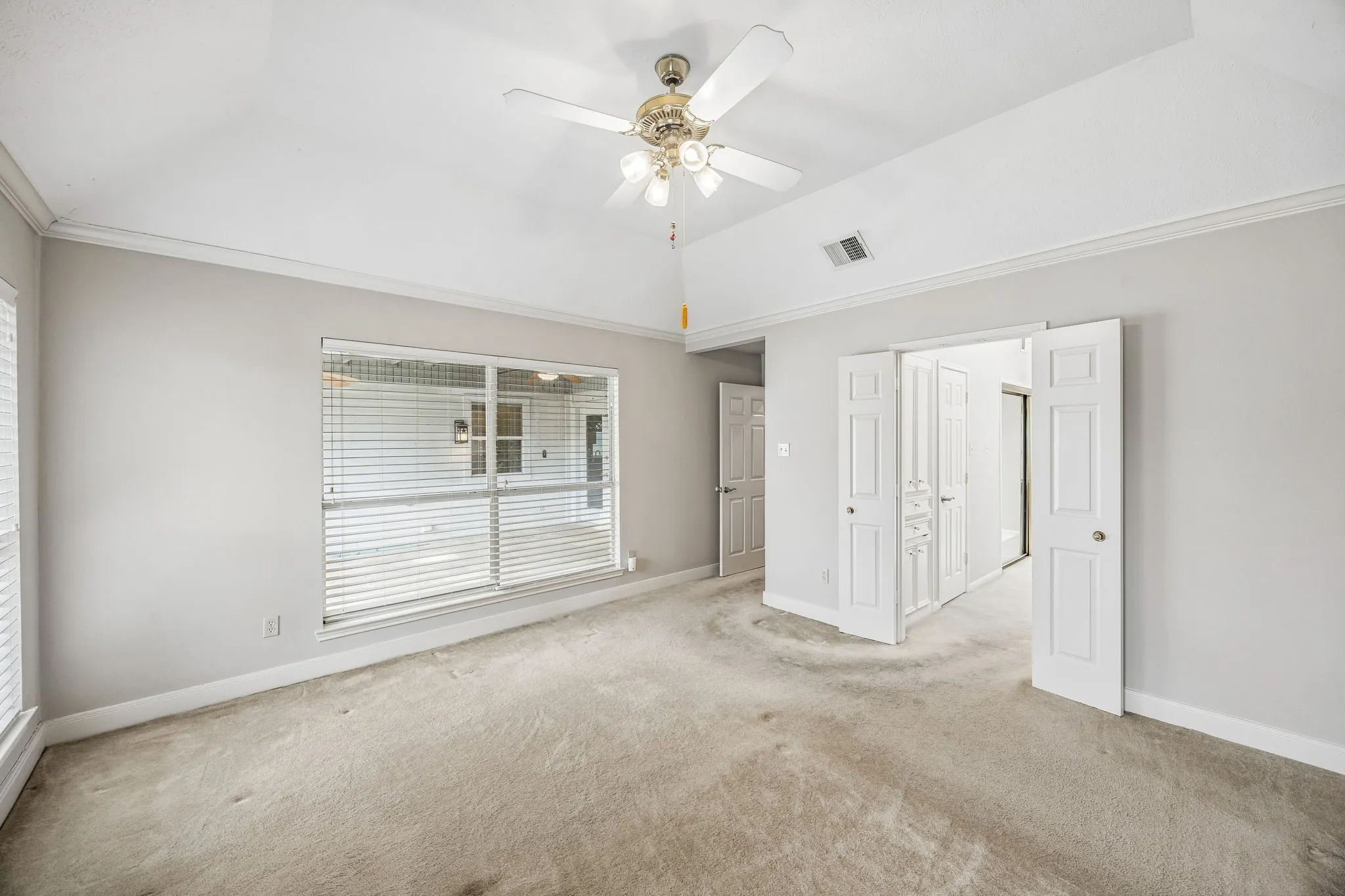 Single Family Residence For Sale in Denton County , 1324 Red Maple Drive, Carrollton, Texas 75007, 3 Bedroom, 2 Bathroom, 2 Garage spaces, 2,102 Sqft, built in 1985, mls#21379314, Real Estate Agent in Carrollton, Homes For Sale in Denton county, Homes For Sale in Carrollton, Realtor in Carrollton Texas, Real Estate Brokerage Independent Realty Texas, Luminita Cordes Realtor