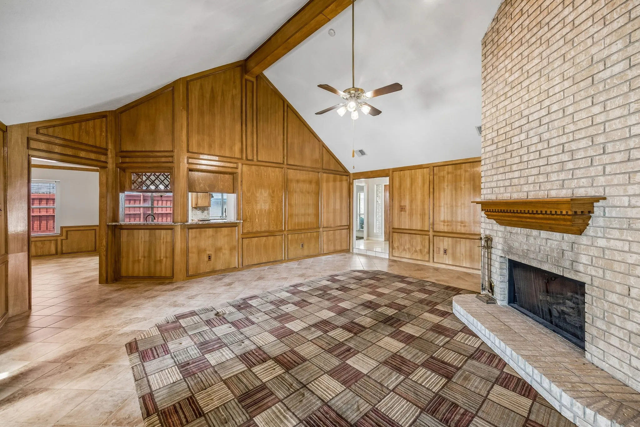 Single Family Residence For Sale in Denton County , 1324 Red Maple Drive, Carrollton, Texas 75007, 3 Bedroom, 2 Bathroom, 2 Garage spaces, 2,102 Sqft, built in 1985, mls#21379314, Real Estate Agent in Carrollton, Homes For Sale in Denton county, Homes For Sale in Carrollton, Realtor in Carrollton Texas, Real Estate Brokerage Independent Realty Texas, Luminita Cordes Realtor