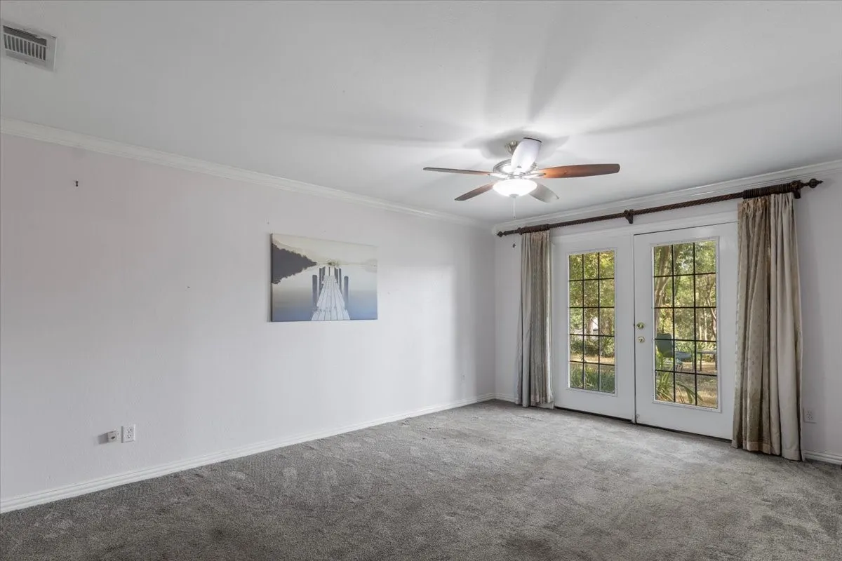 Single Family Residence For Sale in Smith County , 1715 Leisure Lane, Hideaway, Texas 75771, 3 Bedroom, 2 Bathroom, 2 Garage spaces, 2,034 Sqft, built in 1975, mls#21379580, Real Estate Agent in Hideaway, Homes For Sale in Smith county, Homes For Sale in Hideaway, Realtor in Hideaway Texas, Real Estate Brokerage Independent Realty Texas, Luminita Cordes Realtor