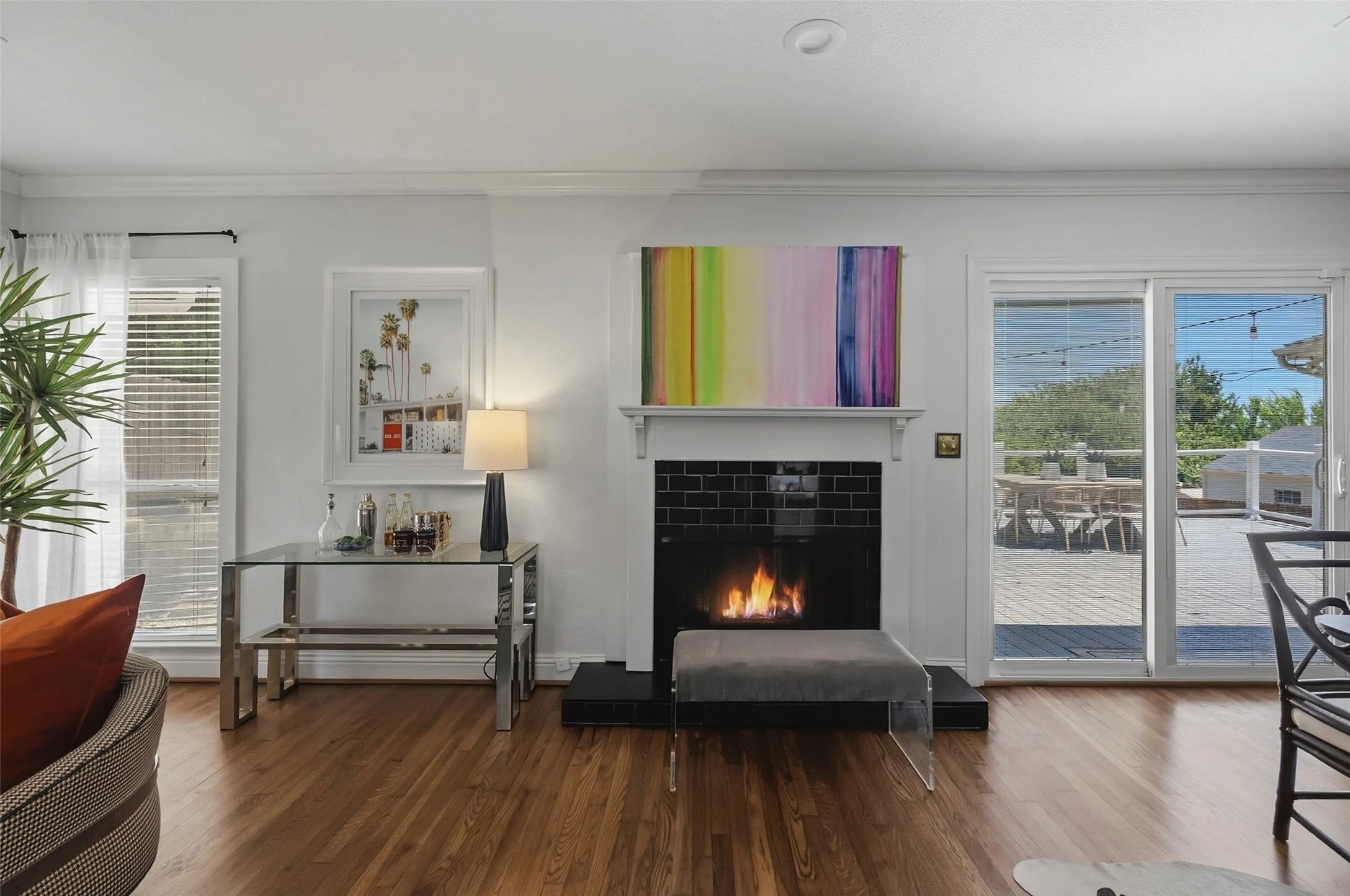 Single Family Residence For Rent in Tarrant County , 4817 Winthrop Avenue E, Fort Worth, Texas 76116, 3 Bedroom, 2 Bathroom, 2 Garage spaces, 1,716 Sqft, built in 1950, mls#21378678, Real Estate Agent in Fort Worth, Homes For Rent in Tarrant county, Homes For Rent in Fort Worth, Realtor in Fort Worth Texas, Real Estate Brokerage Independent Realty Texas, Luminita Cordes Realtor