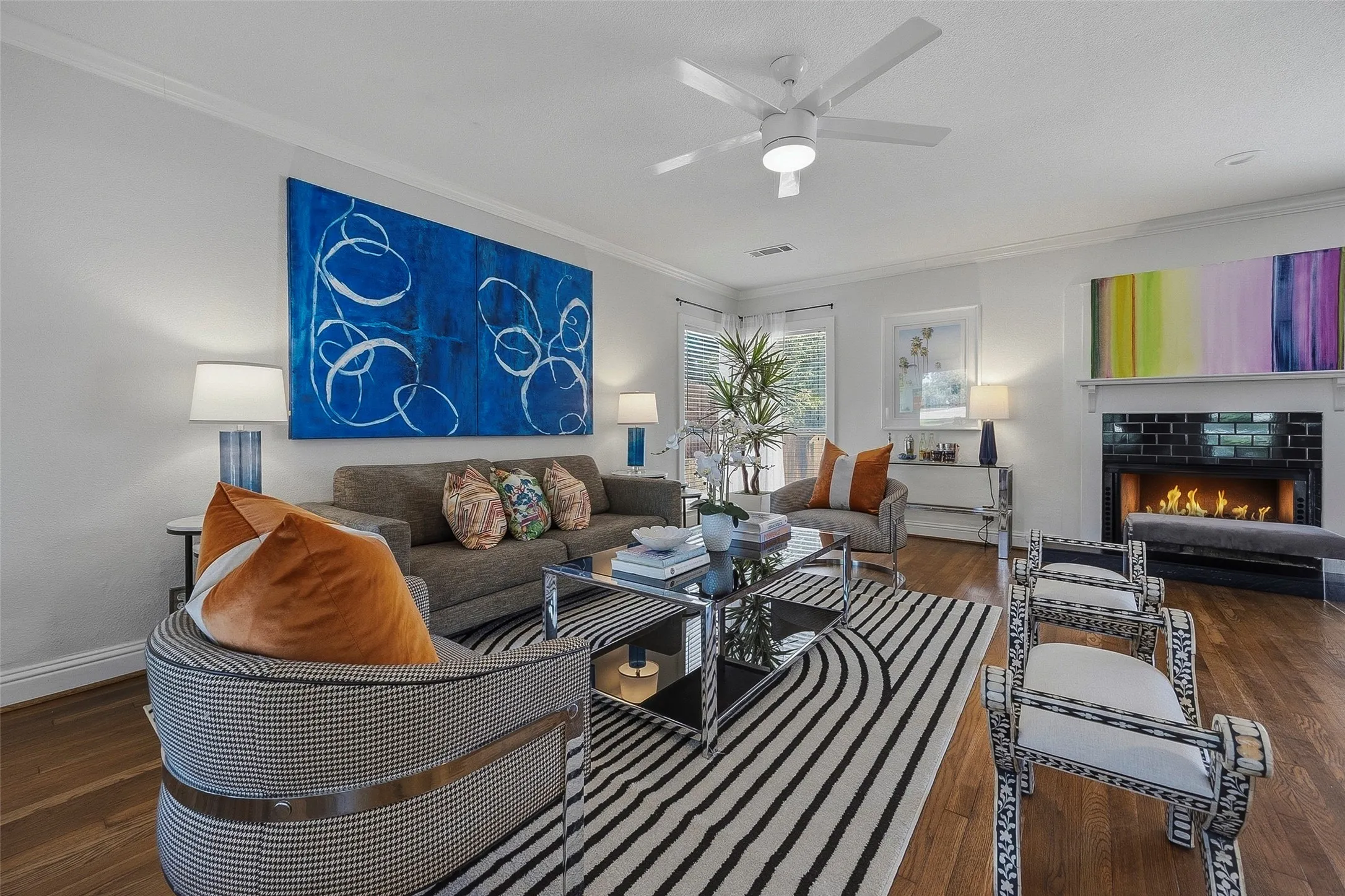 Single Family Residence For Rent in Tarrant County , 4817 Winthrop Avenue E, Fort Worth, Texas 76116, 3 Bedroom, 2 Bathroom, 2 Garage spaces, 1,716 Sqft, built in 1950, mls#21378678, Real Estate Agent in Fort Worth, Homes For Rent in Tarrant county, Homes For Rent in Fort Worth, Realtor in Fort Worth Texas, Real Estate Brokerage Independent Realty Texas, Luminita Cordes Realtor