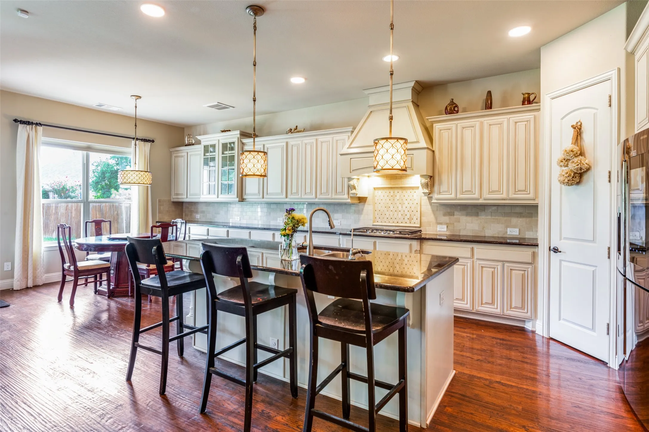 Single Family Residence For Rent in Collin County , 7408 Joshua Tree Trail, Mc Kinney, Texas 75070, 4 Bedroom, 4 Bathroom, 3 Garage spaces, 4,275 Sqft, built in 2016, mls#21376282, Real Estate Agent in Mc Kinney, Homes For Rent in Collin county, Homes For Rent in Mc Kinney, Realtor in Mc Kinney Texas, Real Estate Brokerage Independent Realty Texas, Luminita Cordes Realtor