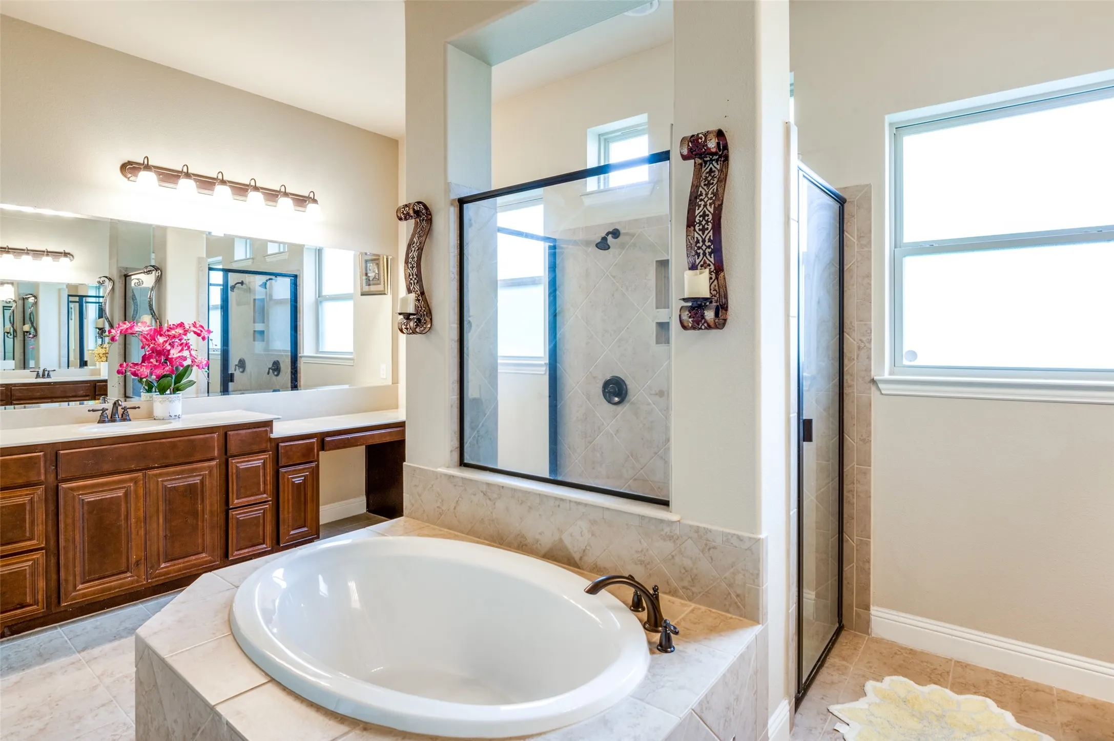 Single Family Residence For Rent in Collin County , 7408 Joshua Tree Trail, Mc Kinney, Texas 75070, 4 Bedroom, 4 Bathroom, 3 Garage spaces, 4,275 Sqft, built in 2016, mls#21376282, Real Estate Agent in Mc Kinney, Homes For Rent in Collin county, Homes For Rent in Mc Kinney, Realtor in Mc Kinney Texas, Real Estate Brokerage Independent Realty Texas, Luminita Cordes Realtor