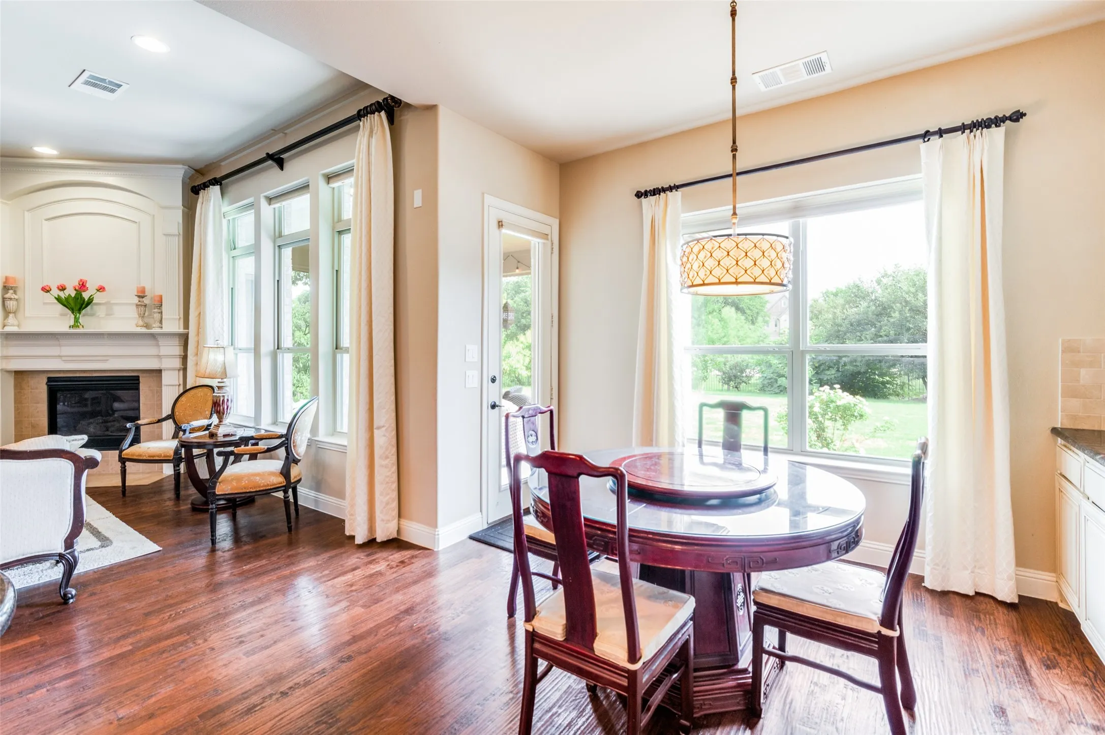 Single Family Residence For Rent in Collin County , 7408 Joshua Tree Trail, Mc Kinney, Texas 75070, 4 Bedroom, 4 Bathroom, 3 Garage spaces, 4,275 Sqft, built in 2016, mls#21376282, Real Estate Agent in Mc Kinney, Homes For Rent in Collin county, Homes For Rent in Mc Kinney, Realtor in Mc Kinney Texas, Real Estate Brokerage Independent Realty Texas, Luminita Cordes Realtor