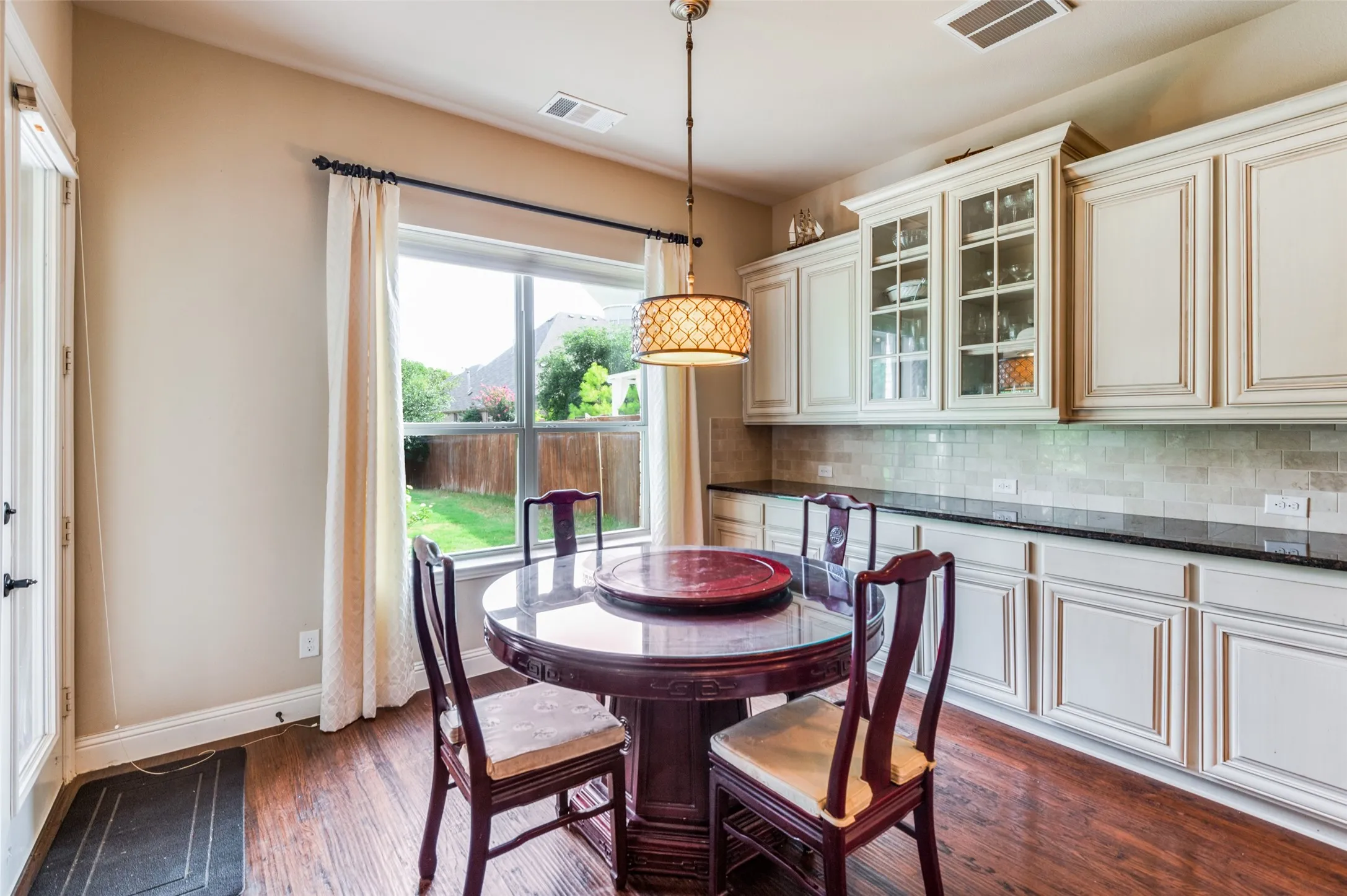 Single Family Residence For Rent in Collin County , 7408 Joshua Tree Trail, Mc Kinney, Texas 75070, 4 Bedroom, 4 Bathroom, 3 Garage spaces, 4,275 Sqft, built in 2016, mls#21376282, Real Estate Agent in Mc Kinney, Homes For Rent in Collin county, Homes For Rent in Mc Kinney, Realtor in Mc Kinney Texas, Real Estate Brokerage Independent Realty Texas, Luminita Cordes Realtor
