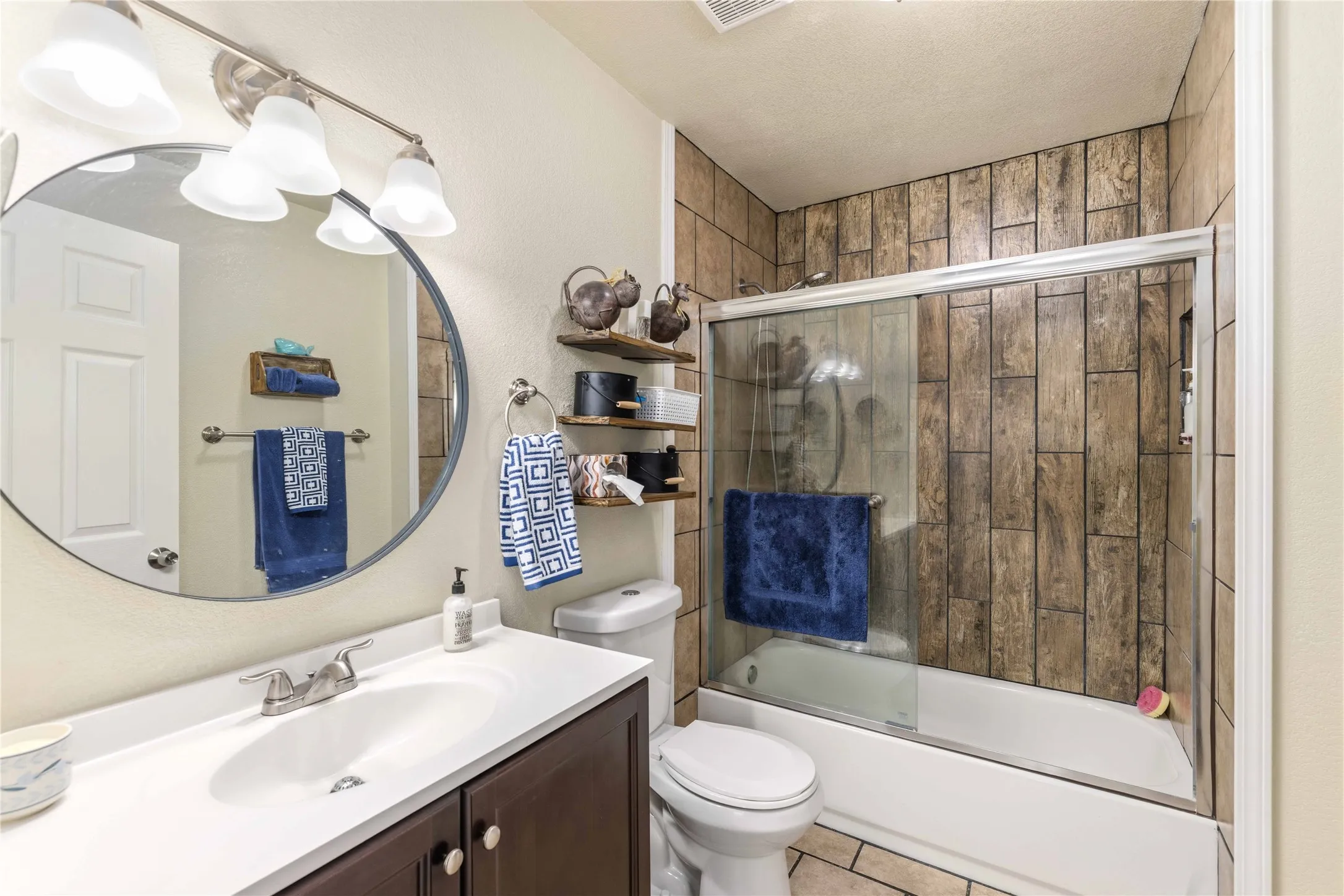 Single Family Residence For Sale in Brown County , 2301 Main Boulevard, Brownwood, Texas 76801, 3 Bedroom, 2 Bathroom, 1 Garage spaces, 1,161 Sqft, built in 0, mls#21379543, Real Estate Agent in Brownwood, Homes For Sale in Brown county, Homes For Sale in Brownwood, Realtor in Brownwood Texas, Real Estate Brokerage Independent Realty Texas, Luminita Cordes Realtor