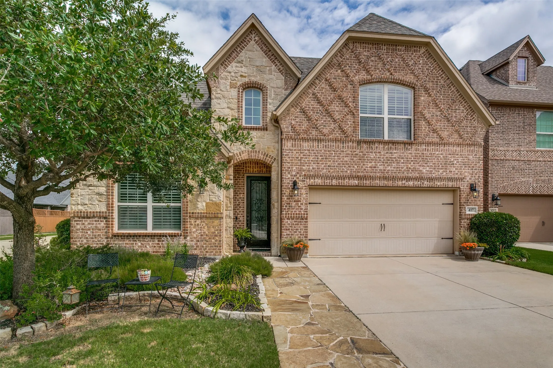 Single Family Residence For Rent in Denton County , 417 Chestnut Lane, Roanoke, Texas 76262, 4 Bedroom, 3 Bathroom, 2 Garage spaces, 2,689 Sqft, built in 2015, mls#21379596, Real Estate Agent in Roanoke, Homes For Rent in Denton county, Homes For Rent in Roanoke, Realtor in Roanoke Texas, Real Estate Brokerage Independent Realty Texas, Luminita Cordes Realtor