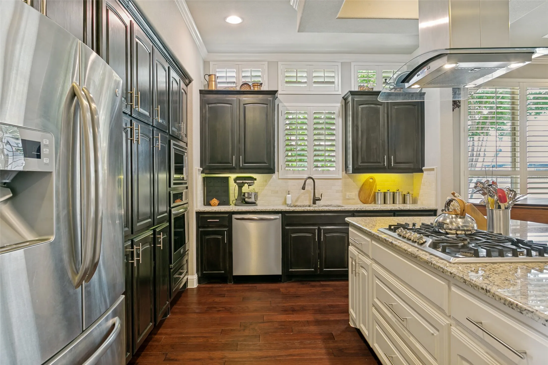 Single Family Residence For Rent in Denton County , 417 Chestnut Lane, Roanoke, Texas 76262, 4 Bedroom, 3 Bathroom, 2 Garage spaces, 2,689 Sqft, built in 2015, mls#21379596, Real Estate Agent in Roanoke, Homes For Rent in Denton county, Homes For Rent in Roanoke, Realtor in Roanoke Texas, Real Estate Brokerage Independent Realty Texas, Luminita Cordes Realtor