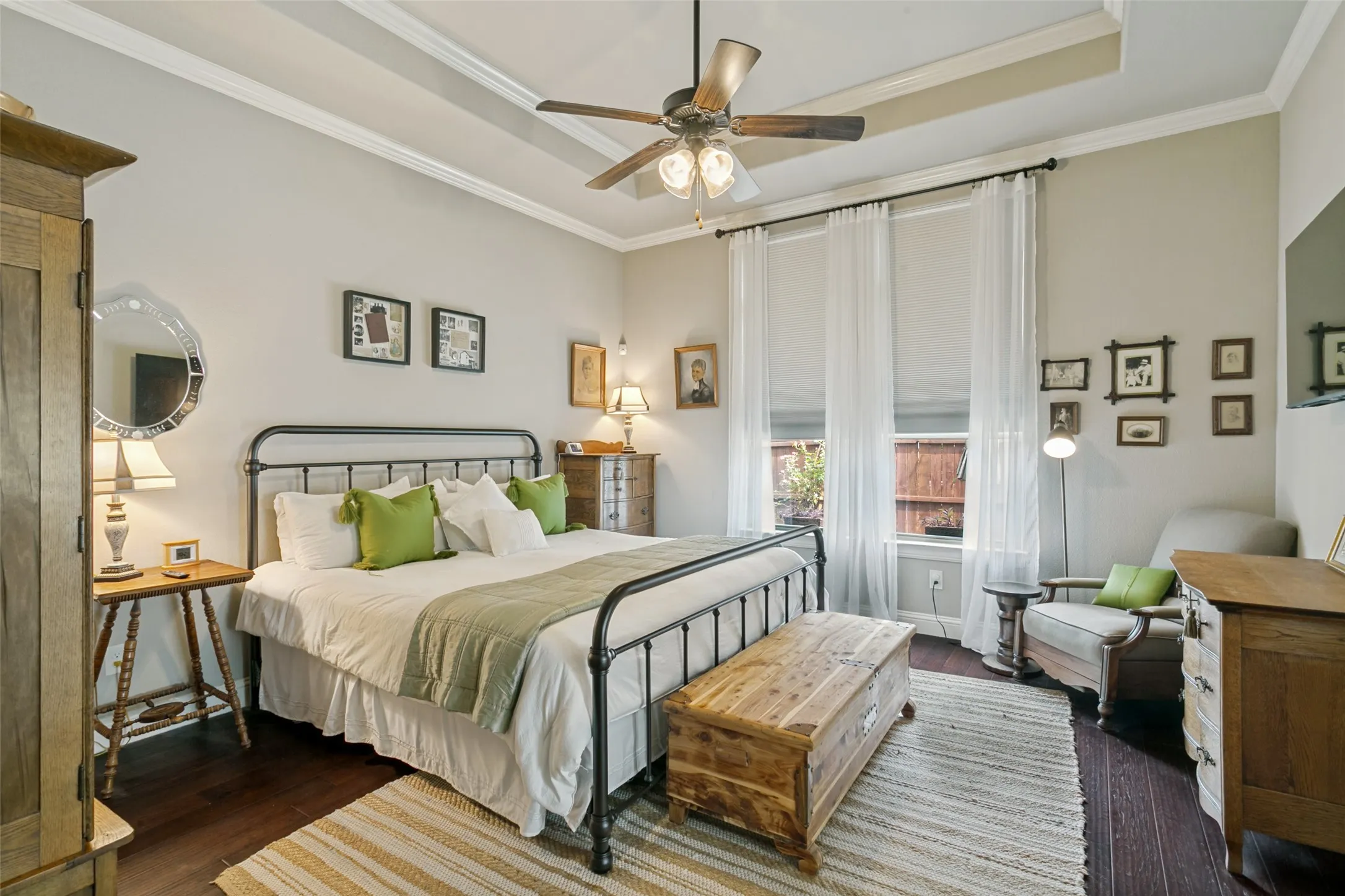 Single Family Residence For Rent in Denton County , 417 Chestnut Lane, Roanoke, Texas 76262, 4 Bedroom, 3 Bathroom, 2 Garage spaces, 2,689 Sqft, built in 2015, mls#21379596, Real Estate Agent in Roanoke, Homes For Rent in Denton county, Homes For Rent in Roanoke, Realtor in Roanoke Texas, Real Estate Brokerage Independent Realty Texas, Luminita Cordes Realtor