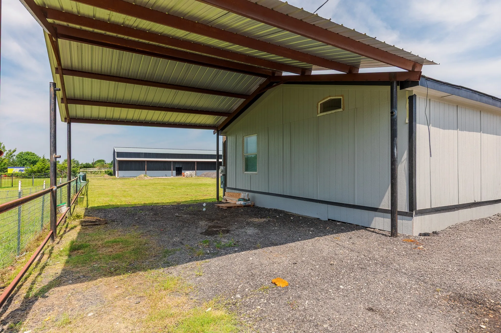 Mobile Home For Sale in Collin County , 4622 County Road 1081, Princeton, Texas 75407, 3 Bedroom, 2 Bathroom, Garage spaces, 1,904 Sqft, built in 1998, mls#21379549, Real Estate Agent in Princeton, Homes For Sale in Collin county, Homes For Sale in Princeton, Realtor in Princeton Texas, Real Estate Brokerage Independent Realty Texas, Luminita Cordes Realtor