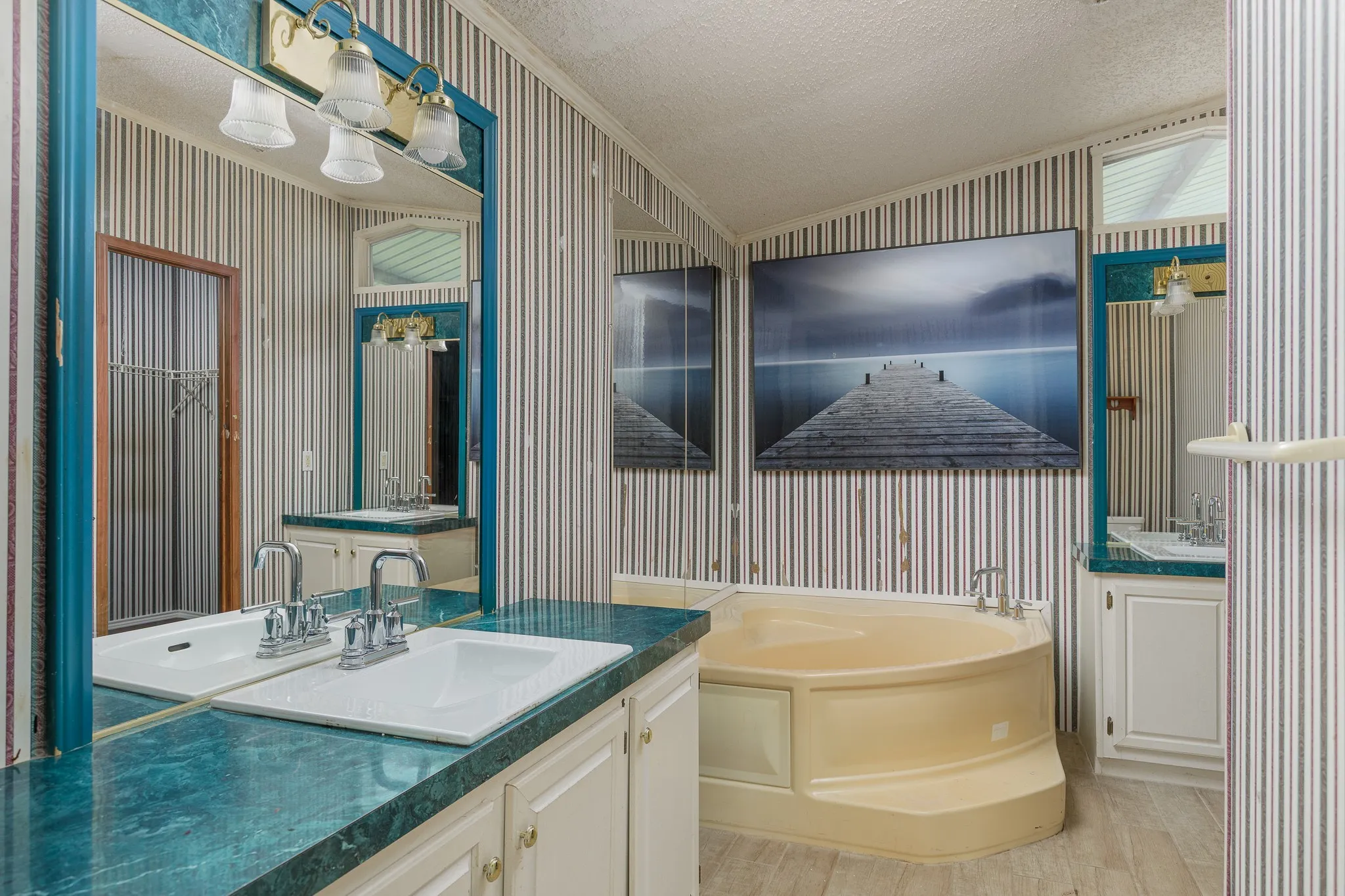 Mobile Home For Sale in Collin County , 4622 County Road 1081, Princeton, Texas 75407, 3 Bedroom, 2 Bathroom, Garage spaces, 1,904 Sqft, built in 1998, mls#21379549, Real Estate Agent in Princeton, Homes For Sale in Collin county, Homes For Sale in Princeton, Realtor in Princeton Texas, Real Estate Brokerage Independent Realty Texas, Luminita Cordes Realtor