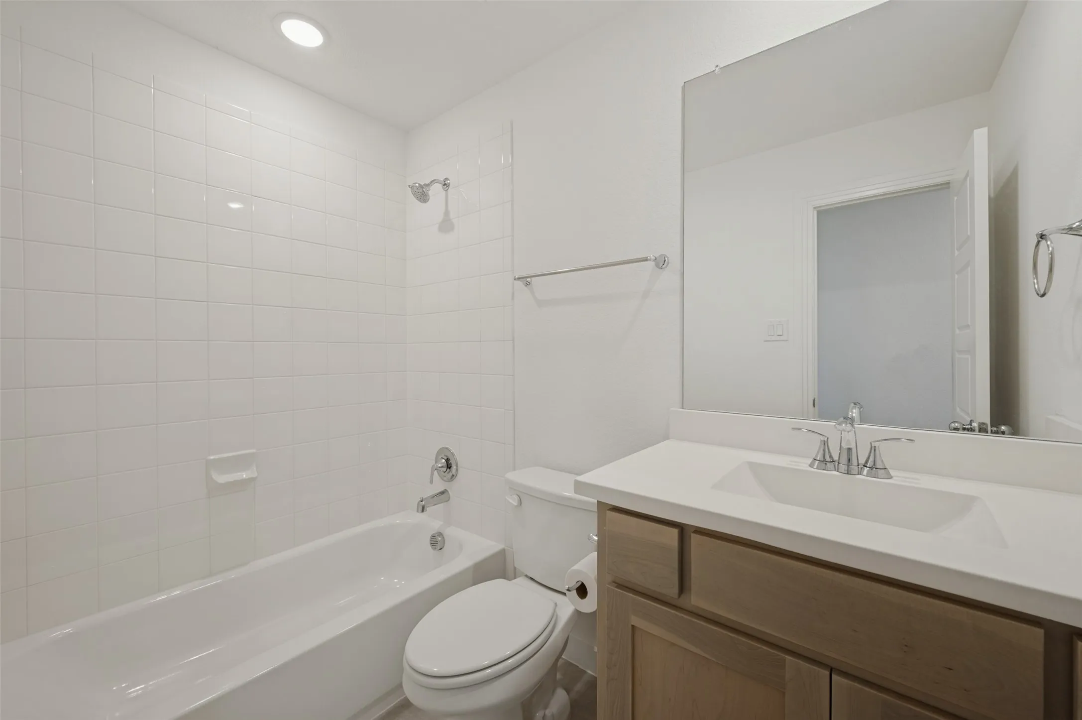 Single Family Residence For Sale in Denton County , 1316 Buttercup Avenue, Aubrey, Texas 76227, 4 Bedroom, 5 Bathroom, 2 Garage spaces, 2,997 Sqft, built in 2024, mls#21379513, Real Estate Agent in Aubrey, Homes For Sale in Denton county, Homes For Sale in Aubrey, Realtor in Aubrey Texas, Real Estate Brokerage Independent Realty Texas, Luminita Cordes Realtor