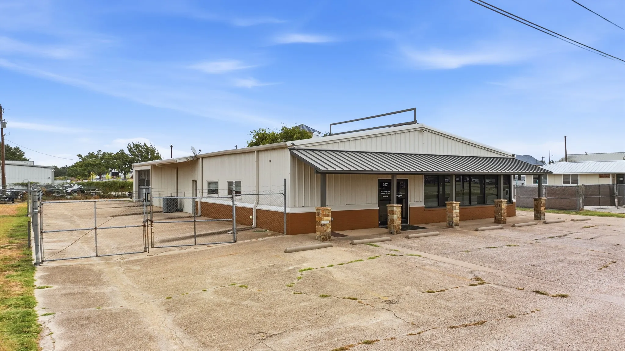 Business For Sale in Hood County , 207 Eastridge Road, Granbury, Texas 76049, 0, 0, Garage spaces, 0 Sqft, built in 1983, mls#21376454, Real Estate Agent in Granbury, Homes For Sale in Hood county, Homes For Sale in Granbury, Realtor in Granbury Texas, Real Estate Brokerage Independent Realty Texas, Luminita Cordes Realtor