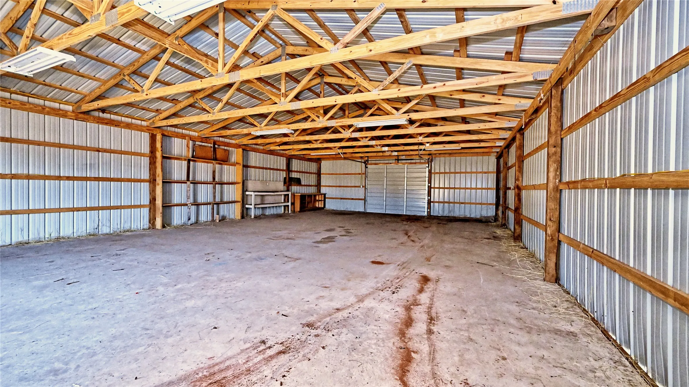 Single Family Residence For Sale in Montague County , 5423 Fm 1956, Nocona, Texas 76255, 4 Bedroom, 2 Bathroom, Garage spaces, 1,620 Sqft, built in 1955, mls#21369687, Real Estate Agent in Nocona, Homes For Sale in Montague county, Homes For Sale in Nocona, Realtor in Nocona Texas, Real Estate Brokerage Independent Realty Texas, Luminita Cordes Realtor