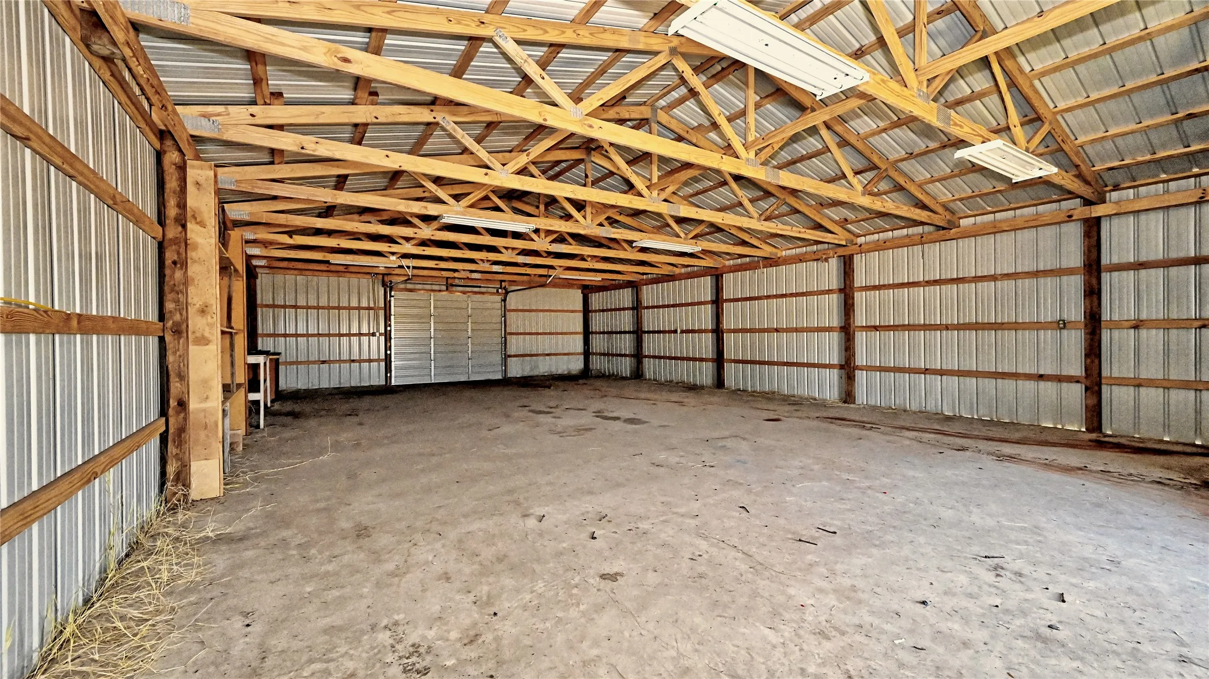 Single Family Residence For Sale in Montague County , 5423 Fm 1956, Nocona, Texas 76255, 4 Bedroom, 2 Bathroom, Garage spaces, 1,620 Sqft, built in 1955, mls#21369687, Real Estate Agent in Nocona, Homes For Sale in Montague county, Homes For Sale in Nocona, Realtor in Nocona Texas, Real Estate Brokerage Independent Realty Texas, Luminita Cordes Realtor